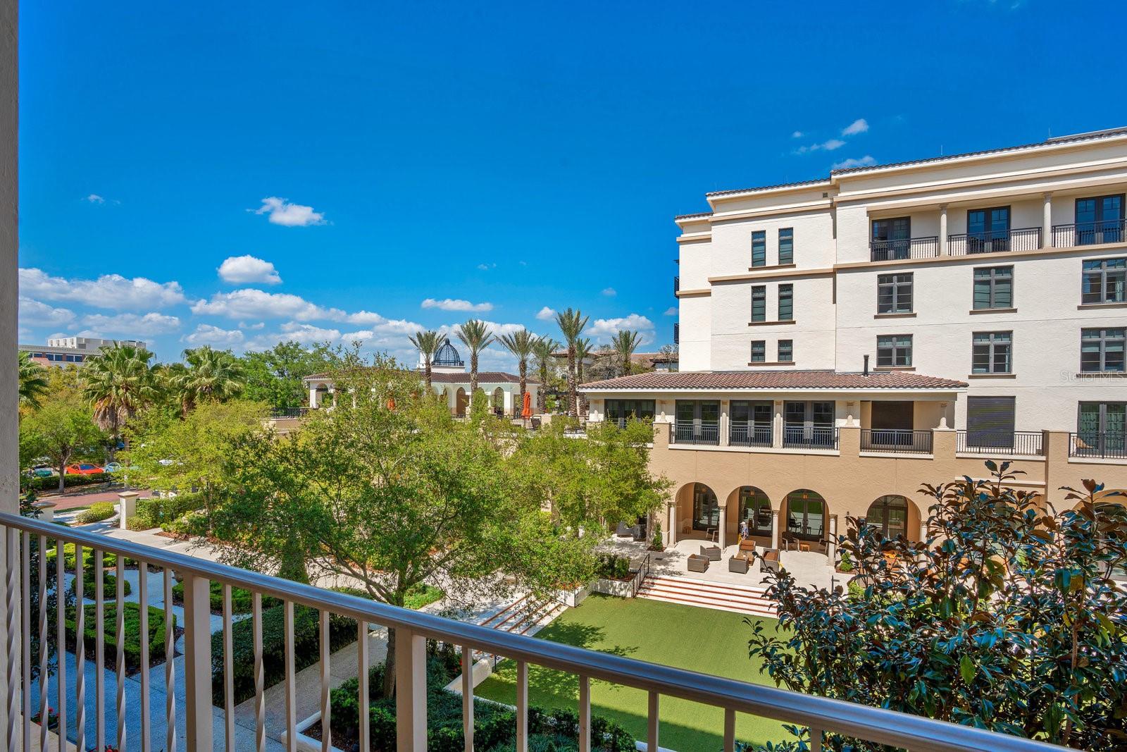 RESIDENCES - Residential