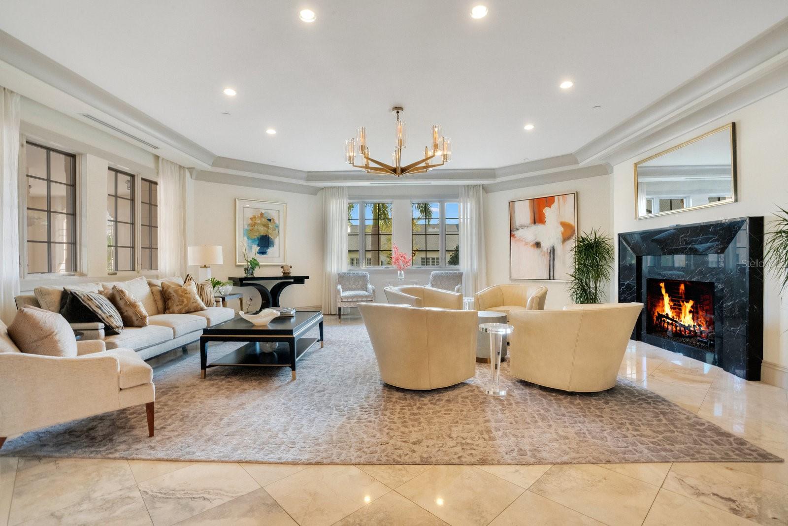 RESIDENCES - Residential