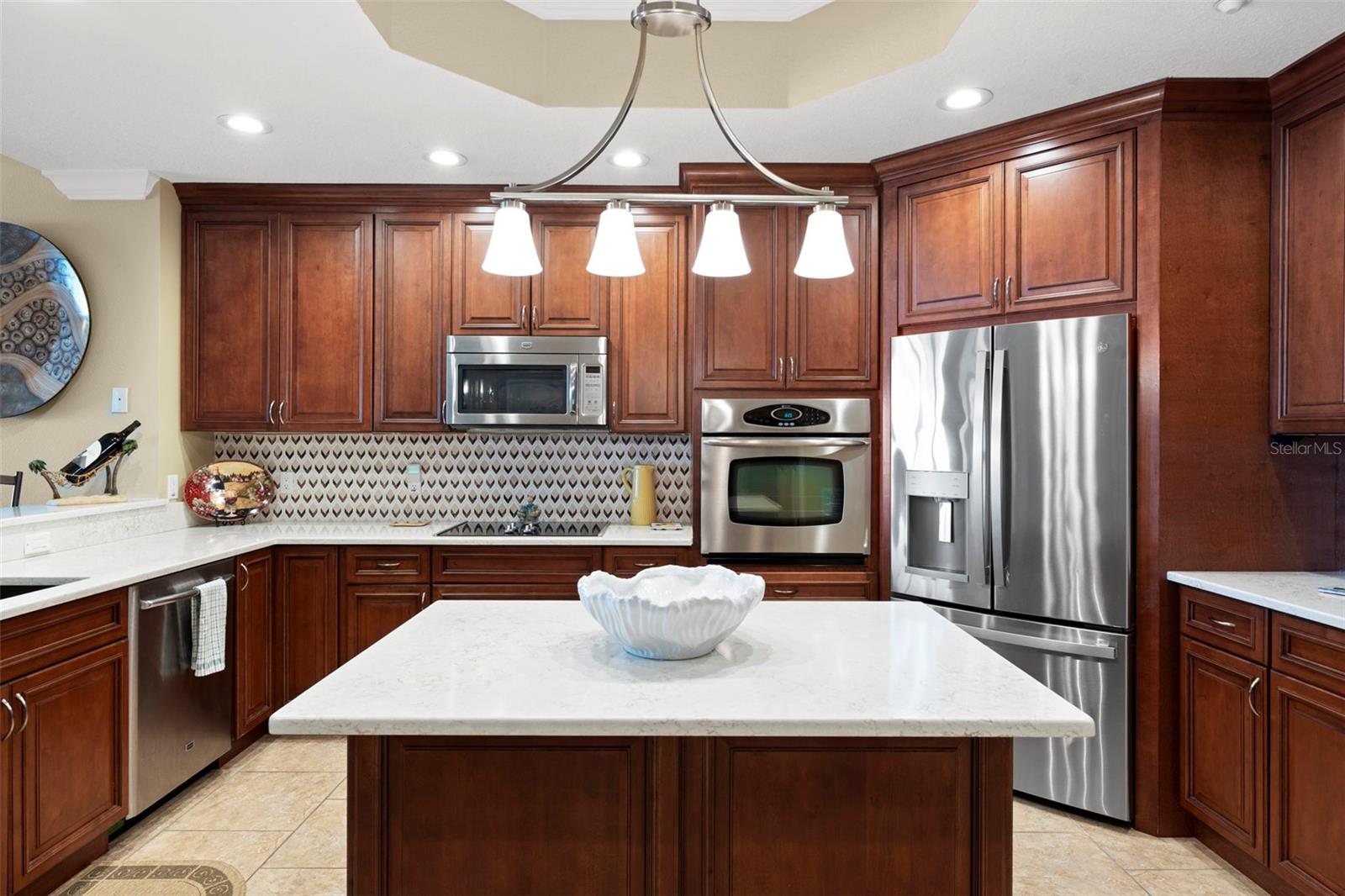 LAS BRISAS CONDO - Residential