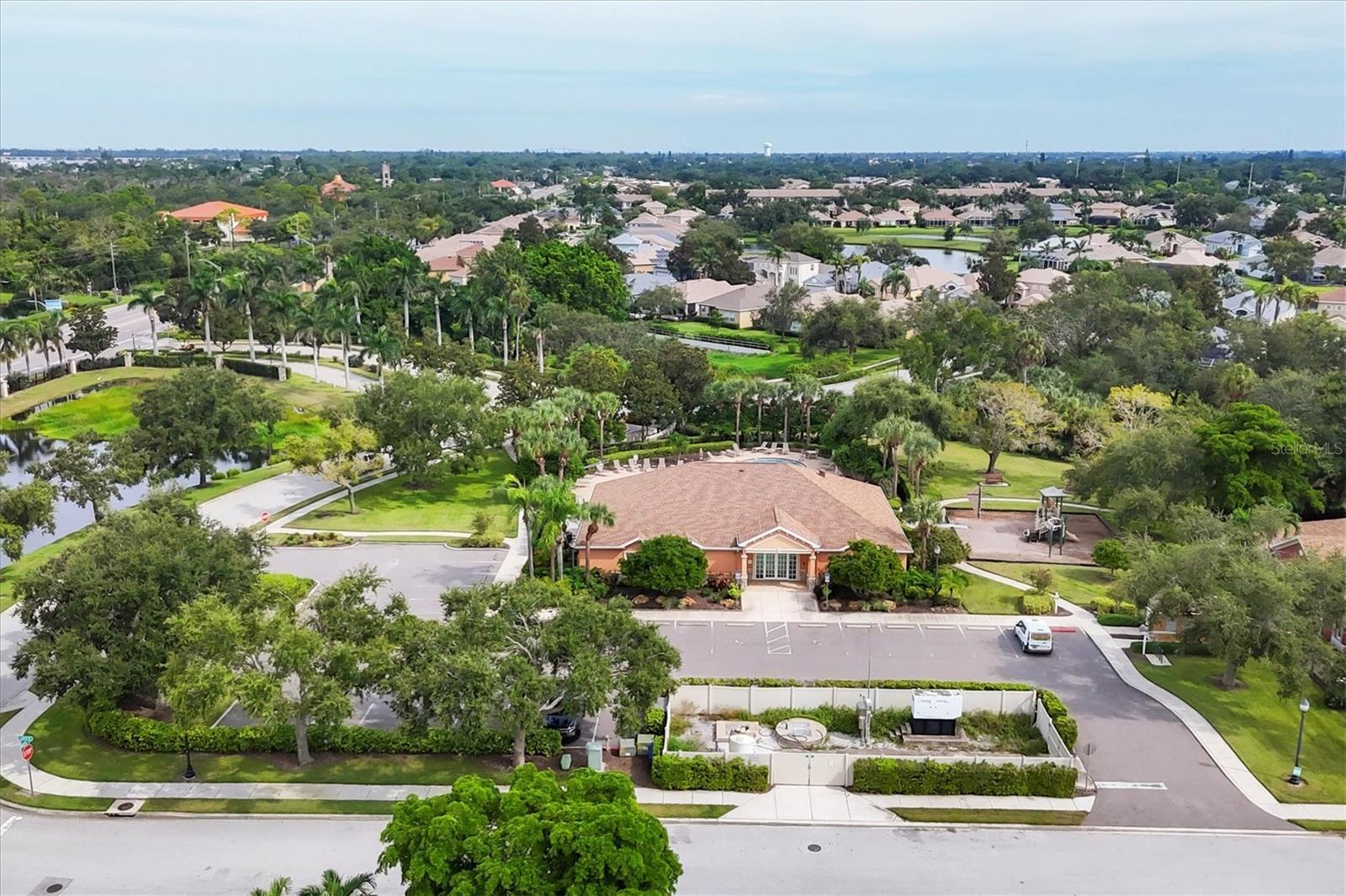 PALMA SOLA TRACE - Residential