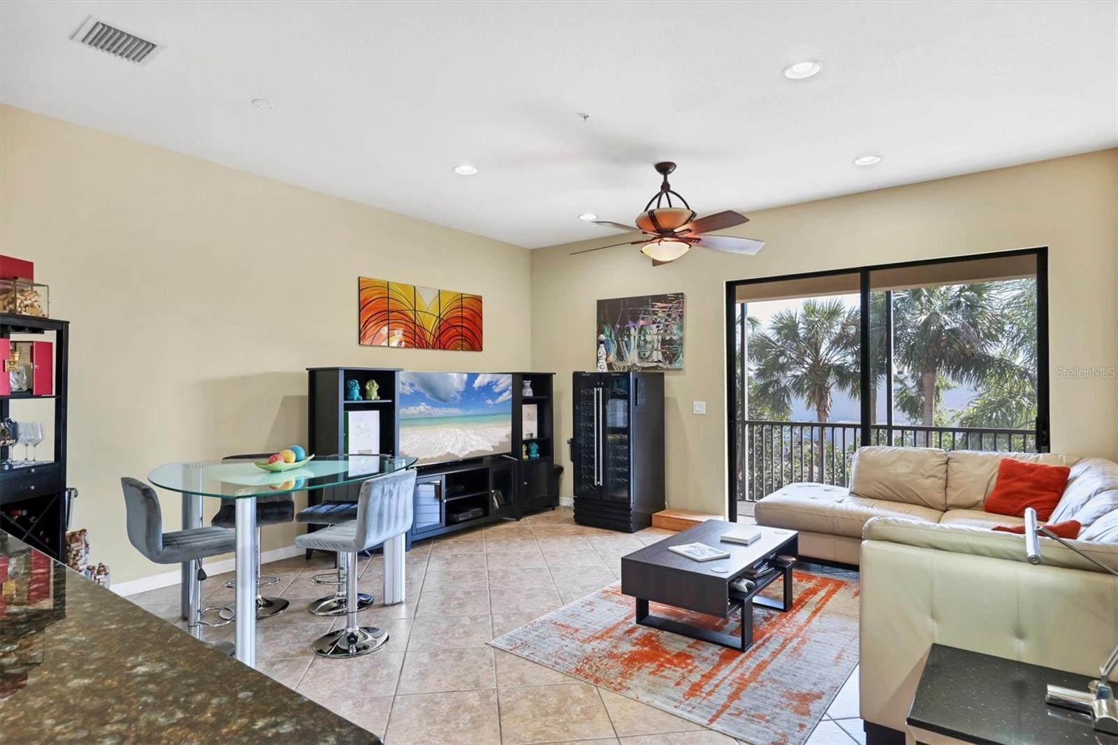 PALMA SOLA TRACE - Residential