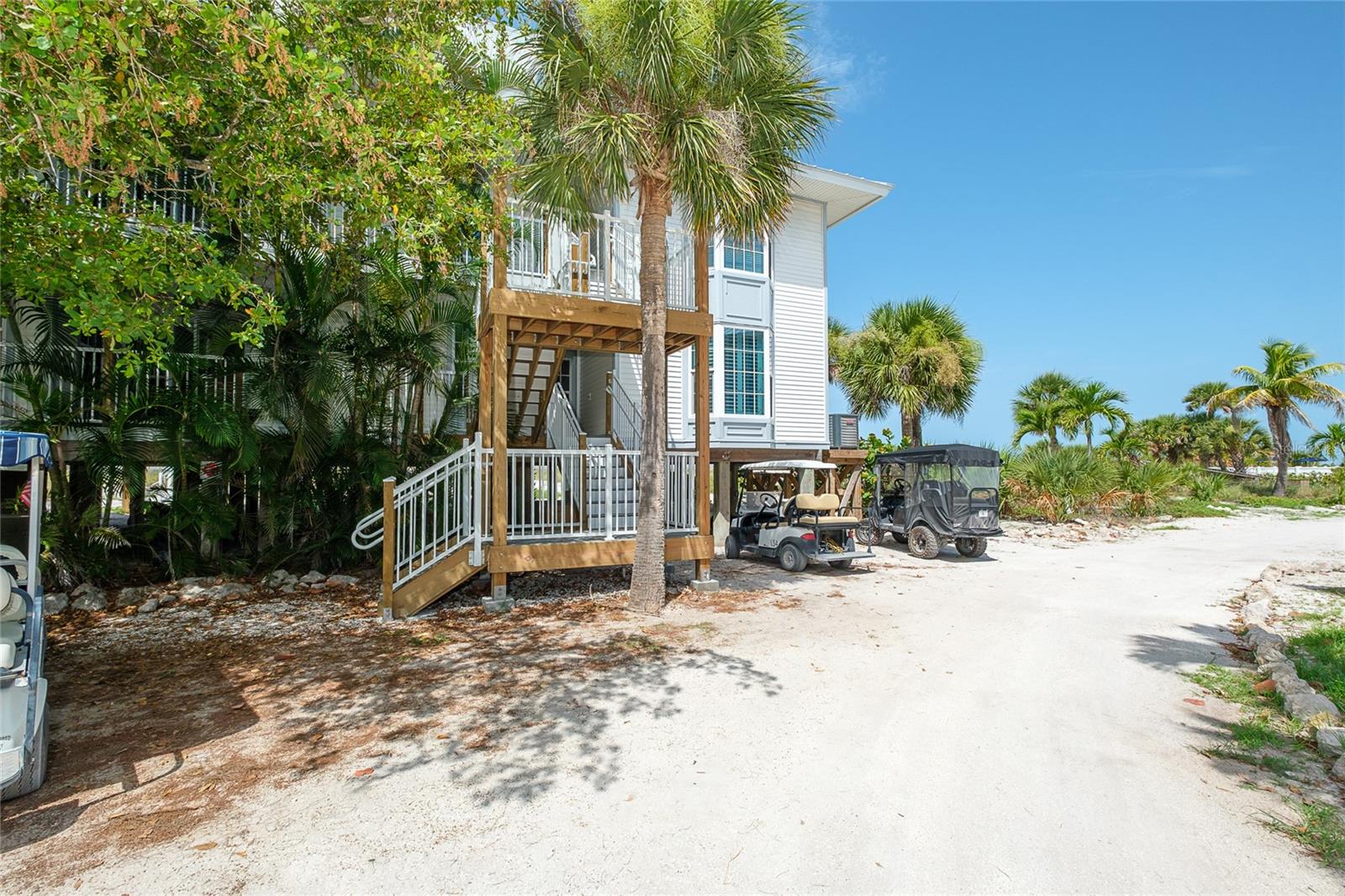 BEACH VILLAS BLDG 31 - Residential