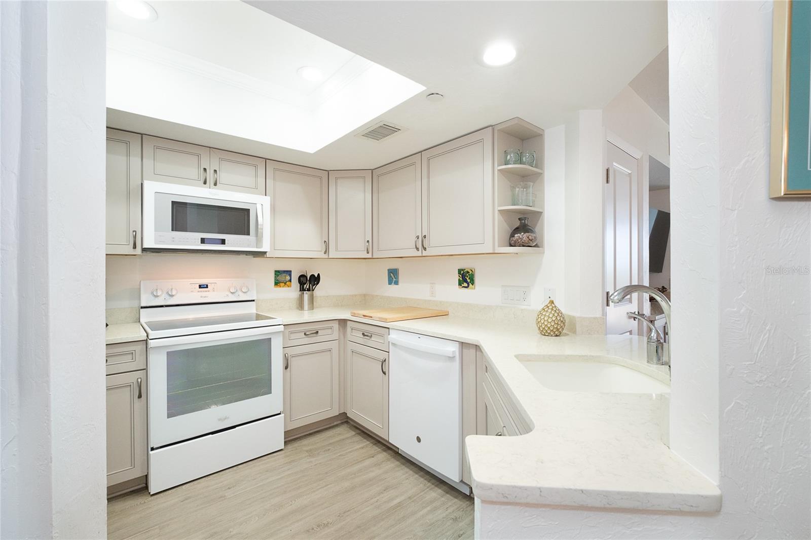 BEACH VILLAS BLDG 31 - Residential