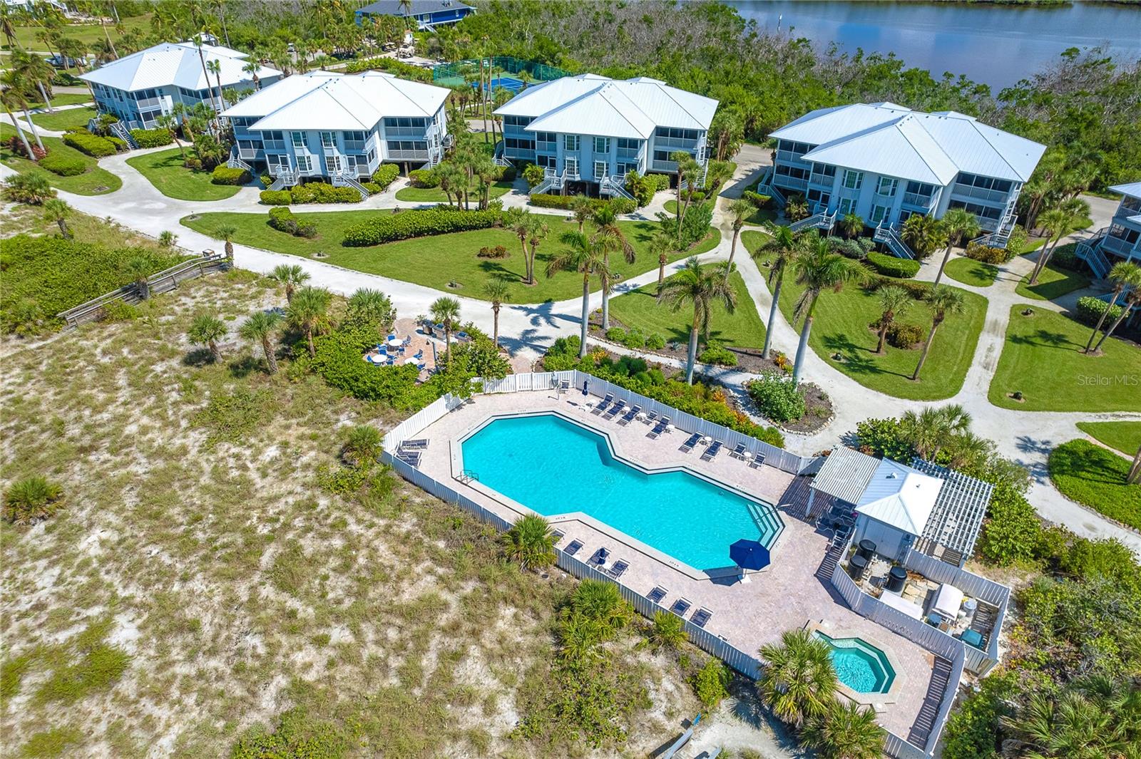 BEACH VILLAS BLDG 31 - Residential