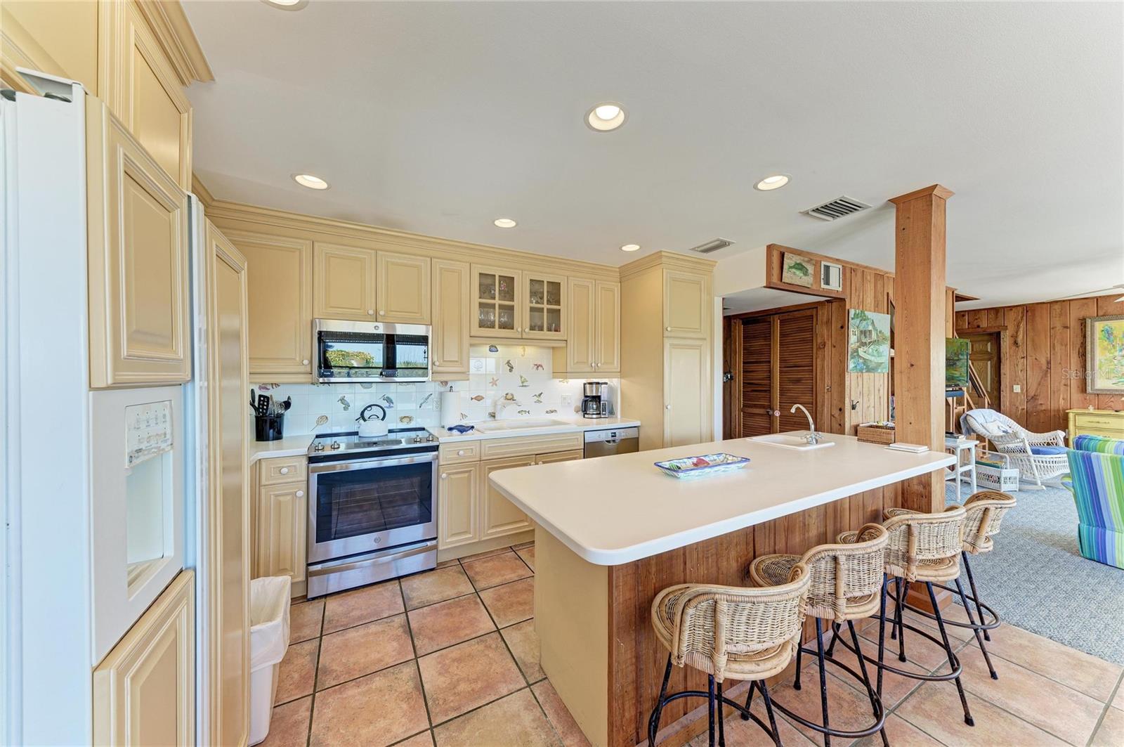 ANNA MARIA BEACH - Residential Lease
