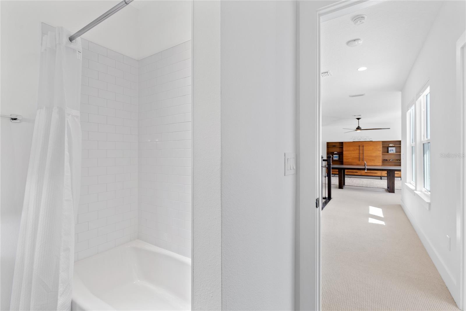 WESLYN PARK - Residential