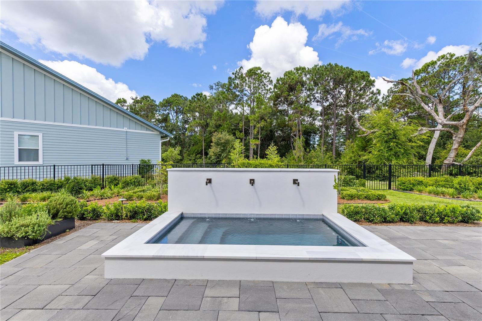WESLYN PARK - Residential
