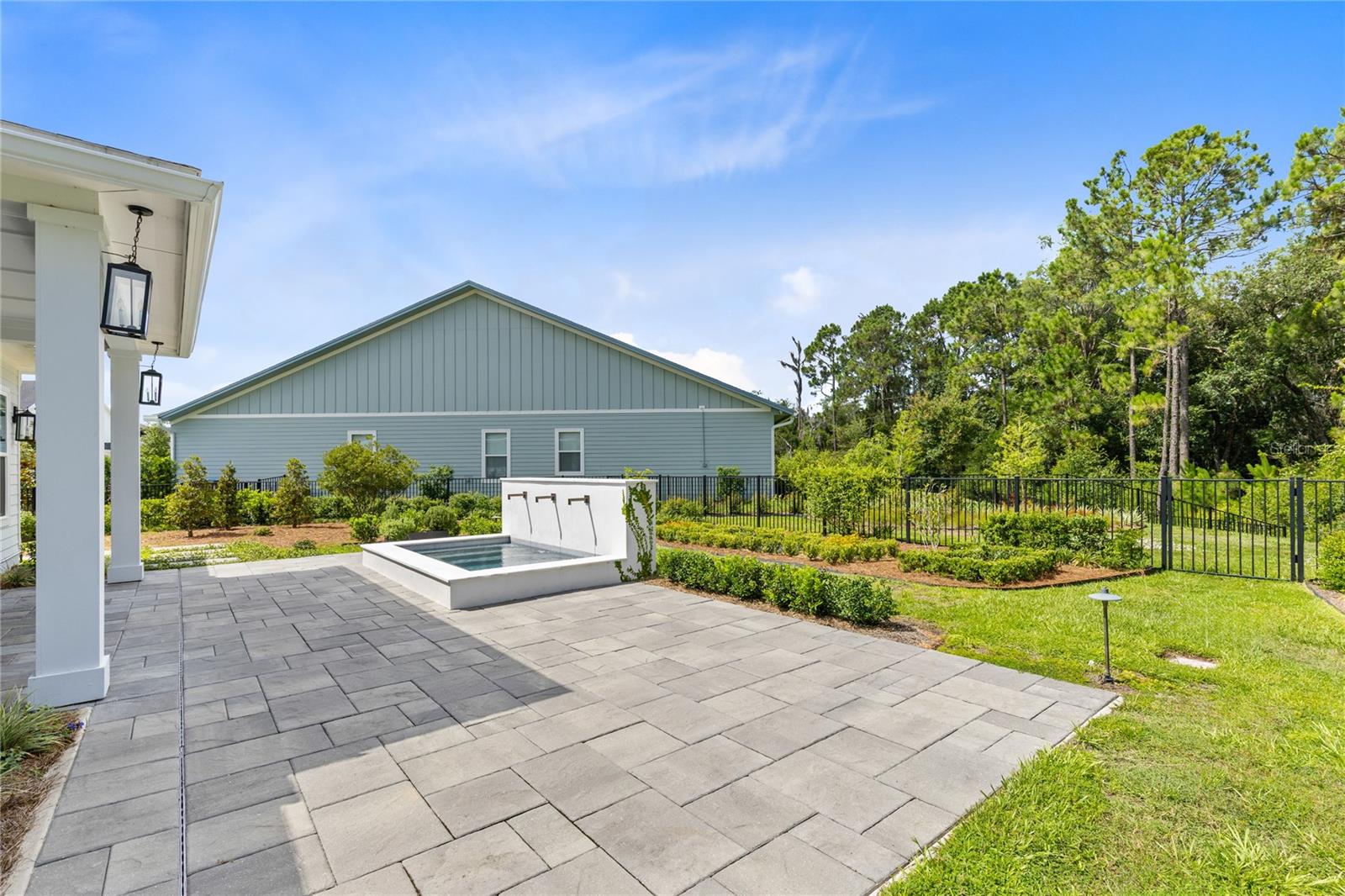 WESLYN PARK - Residential