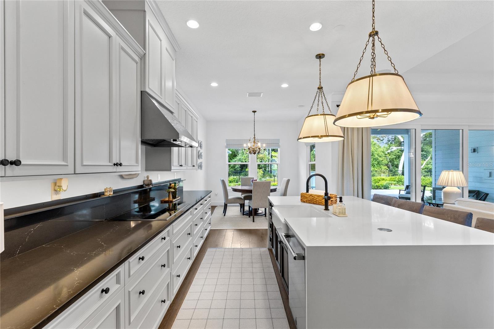 WESLYN PARK - Residential