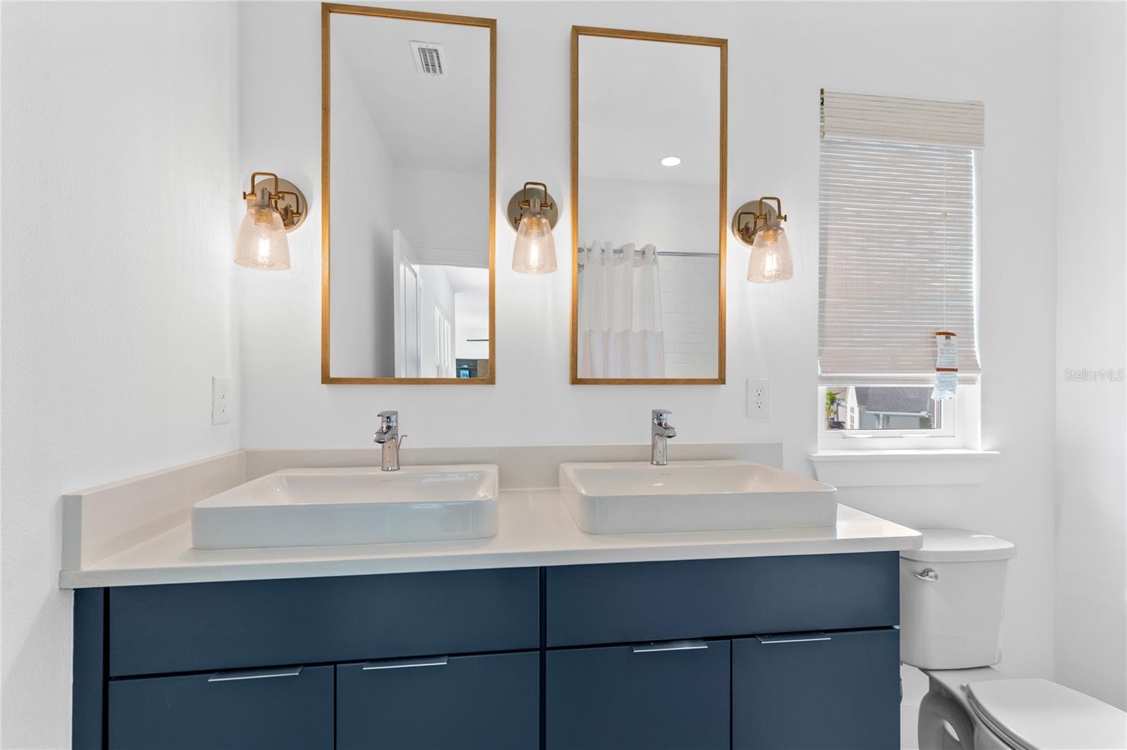 WESLYN PARK - Residential