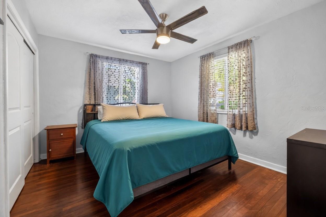 PASADENA HEIGHTS - Residential