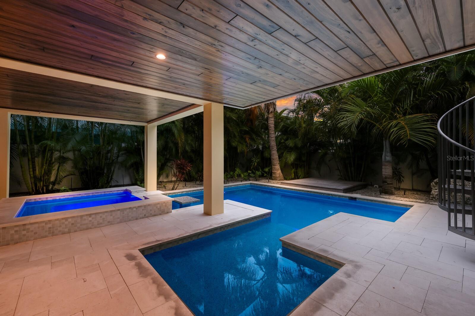 ANNA MARIA BEACH - Residential