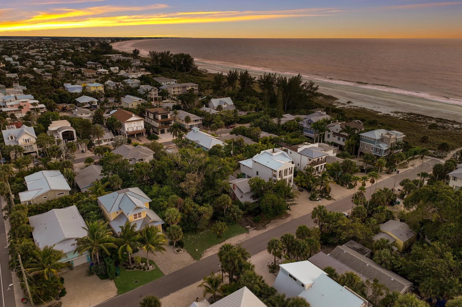 ANNA MARIA BEACH - Residential