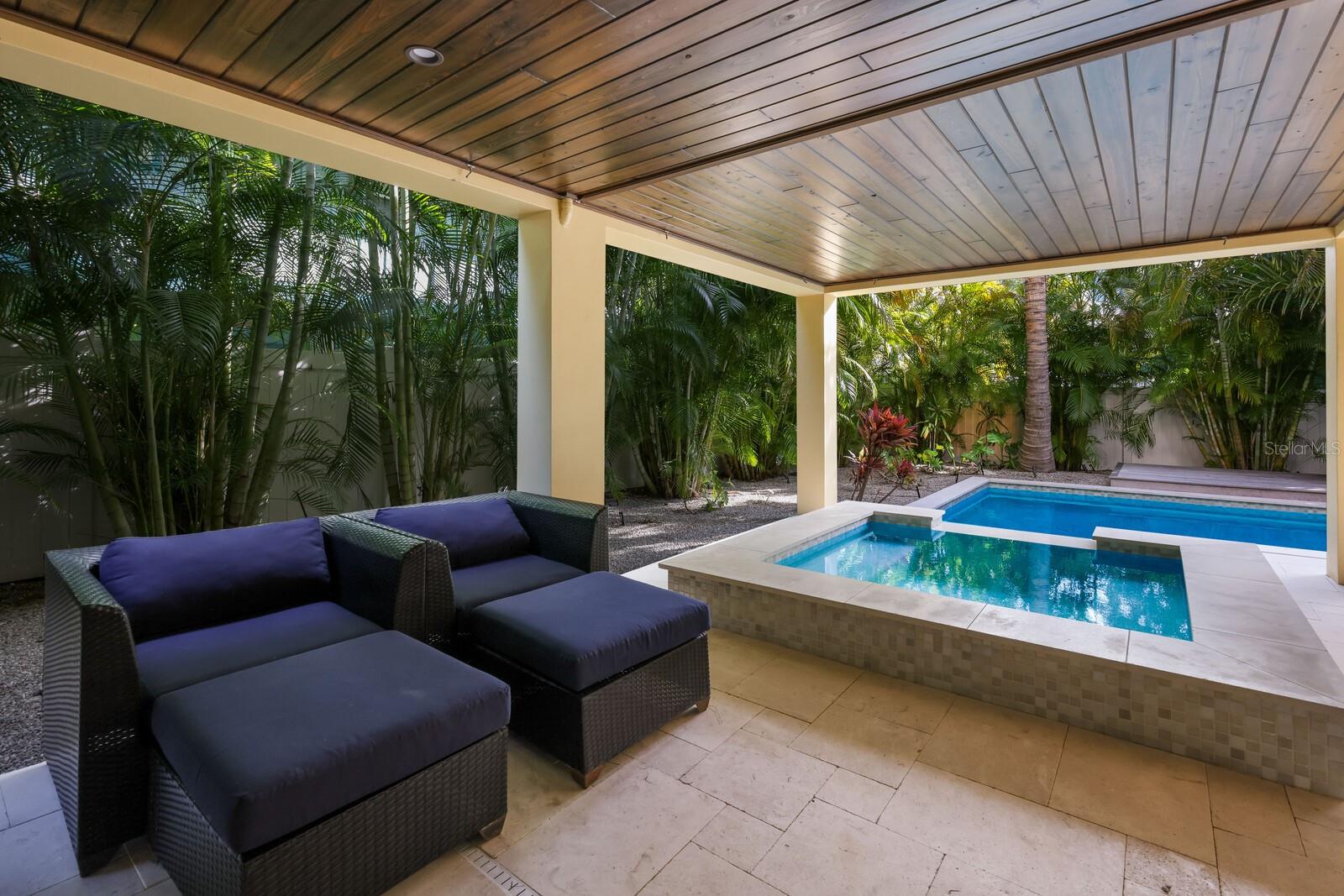 ANNA MARIA BEACH - Residential