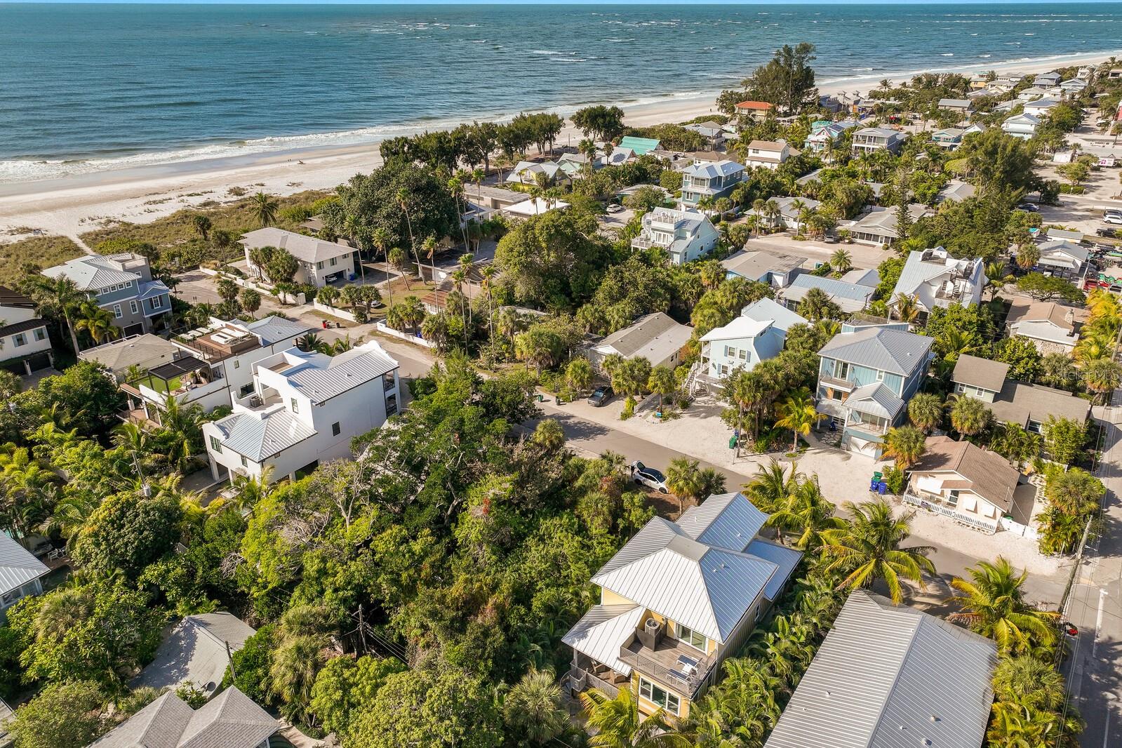ANNA MARIA BEACH - Residential