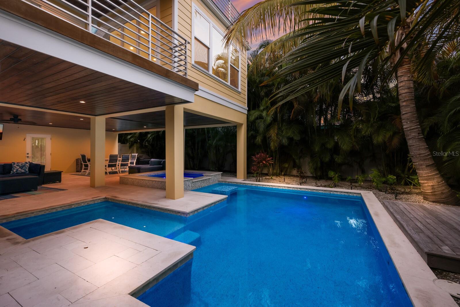 ANNA MARIA BEACH - Residential