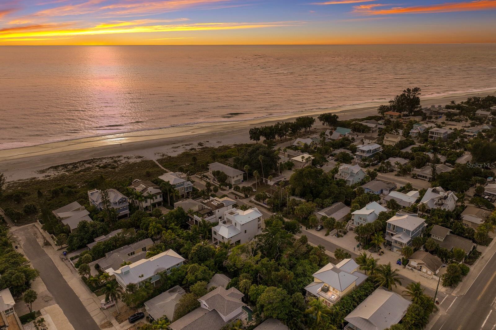 ANNA MARIA BEACH - Residential