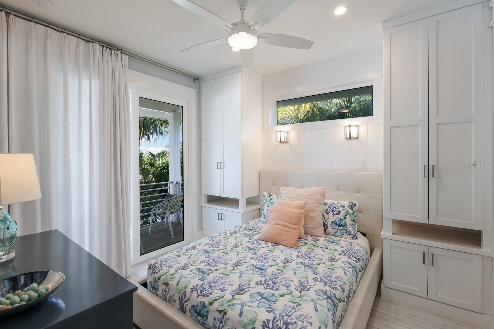 ANNA MARIA BEACH - Residential