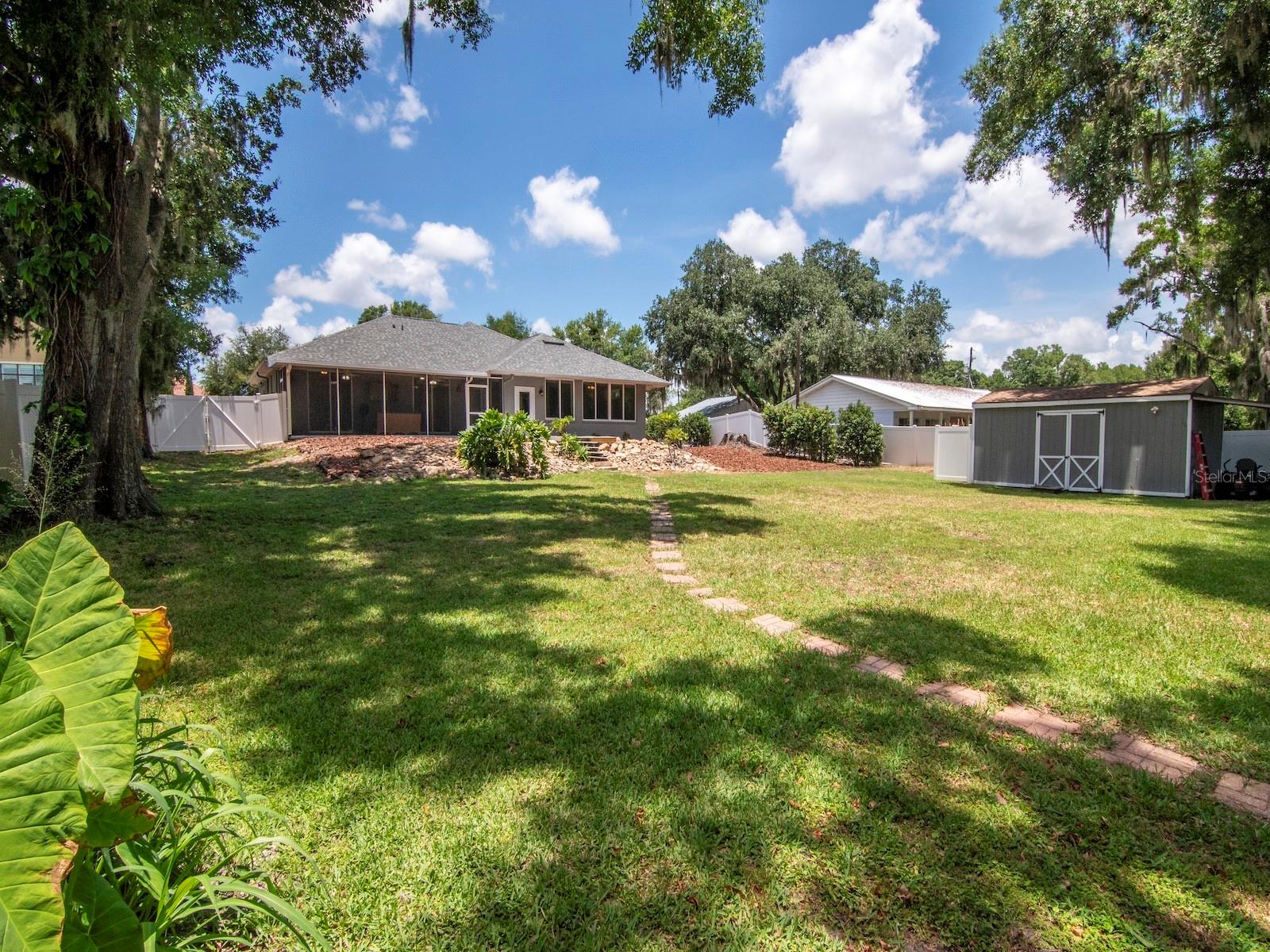 NORTH TAMPA LAND COS SUB - Residential