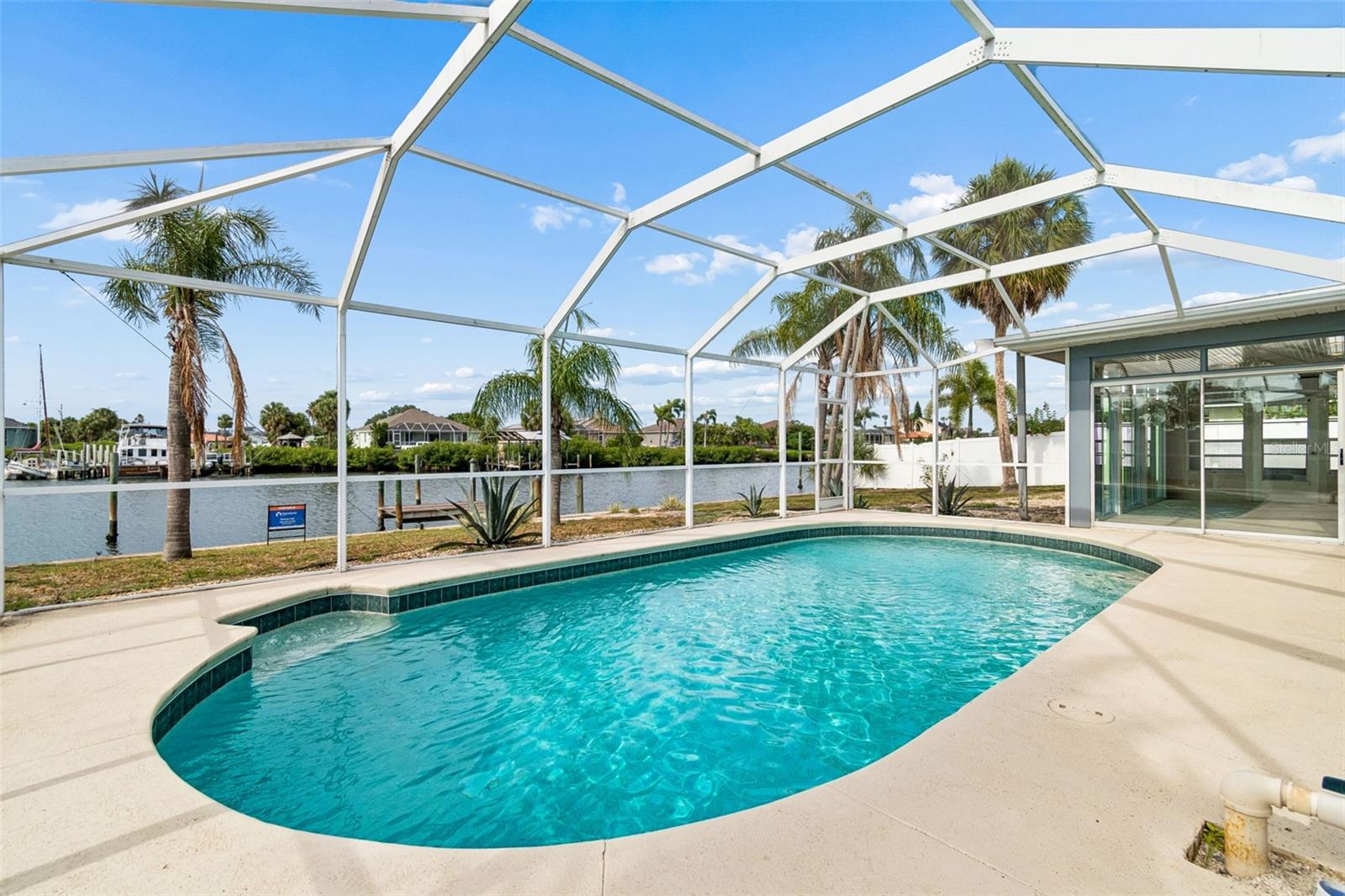 APOLLO BEACH UNIT TWO - Residential