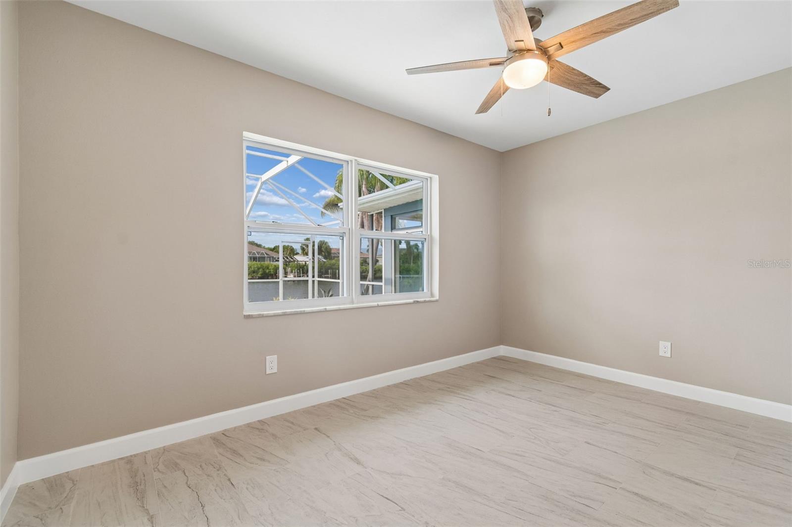 APOLLO BEACH UNIT TWO - Residential
