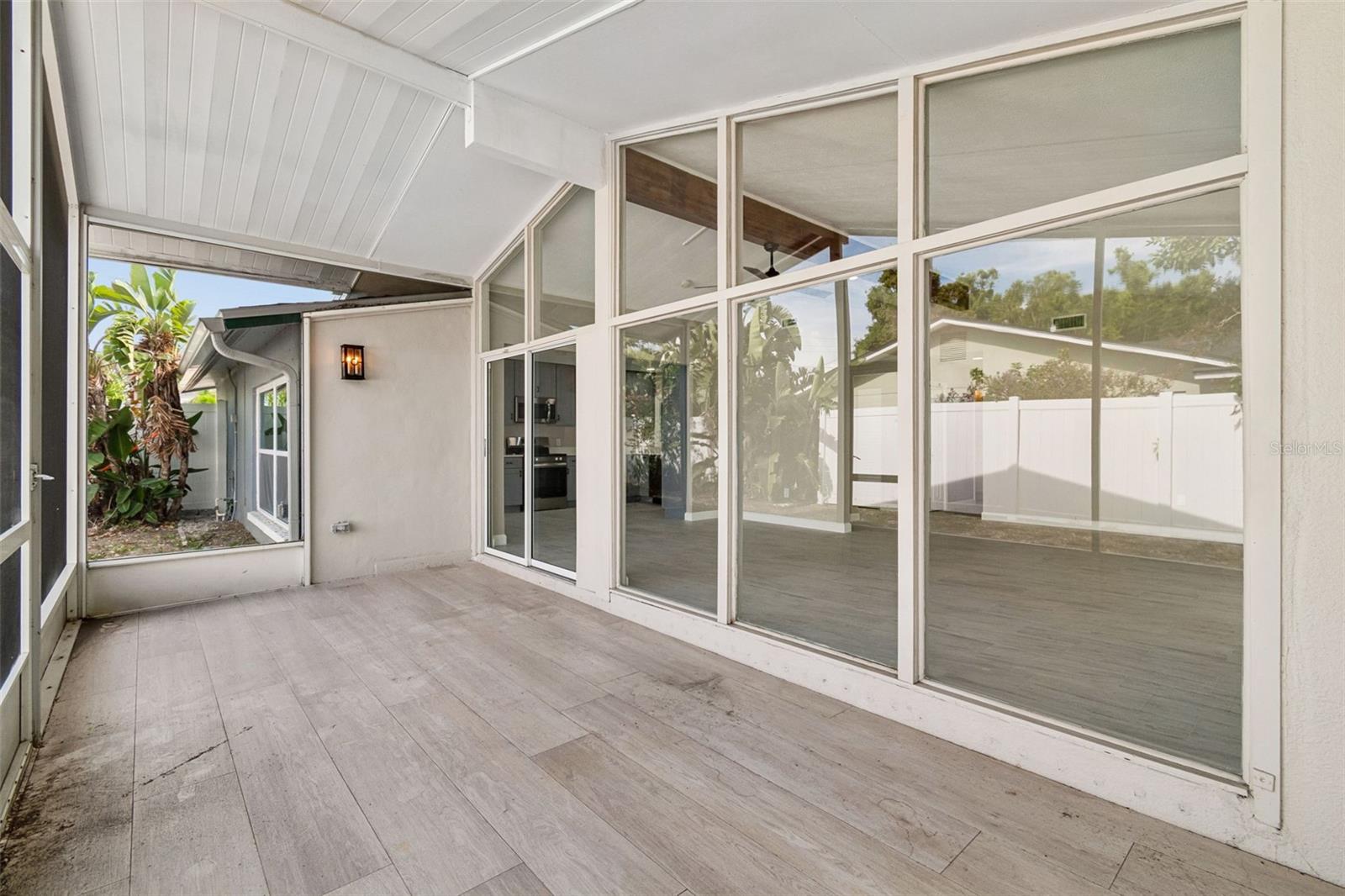 APOLLO BEACH UNIT TWO - Residential