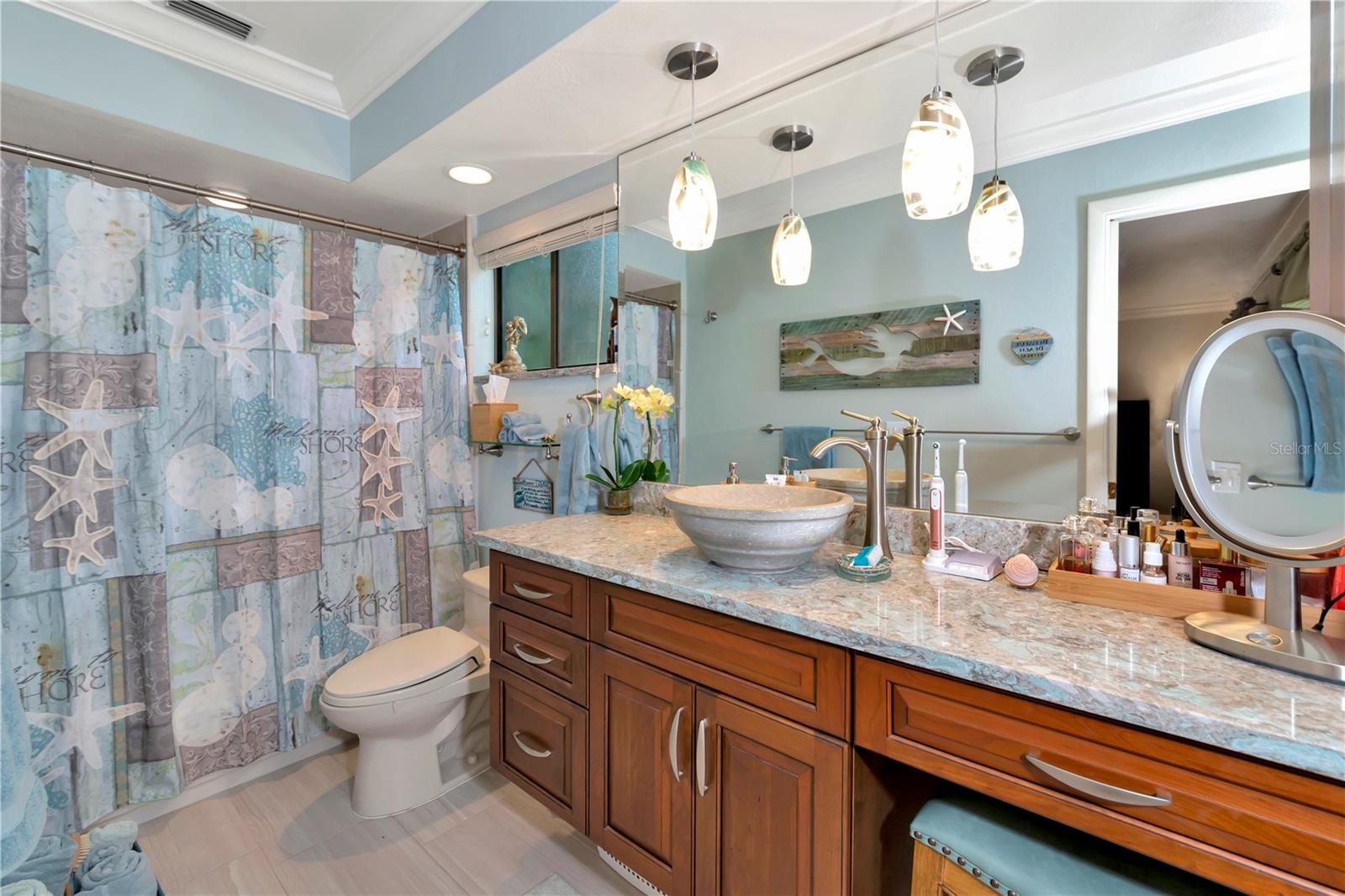 HIDDEN OAKS ESTATES - Residential