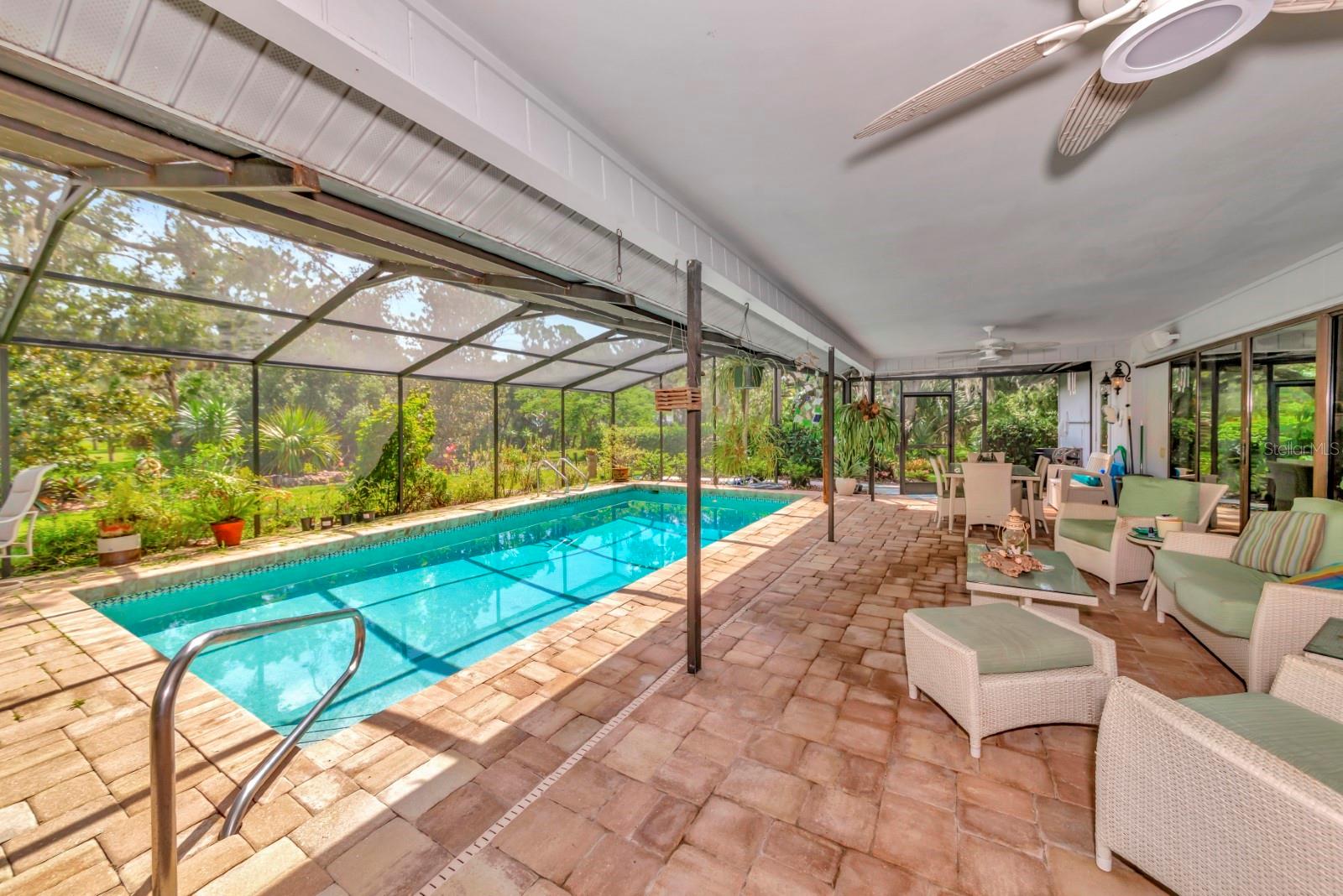 HIDDEN OAKS ESTATES - Residential