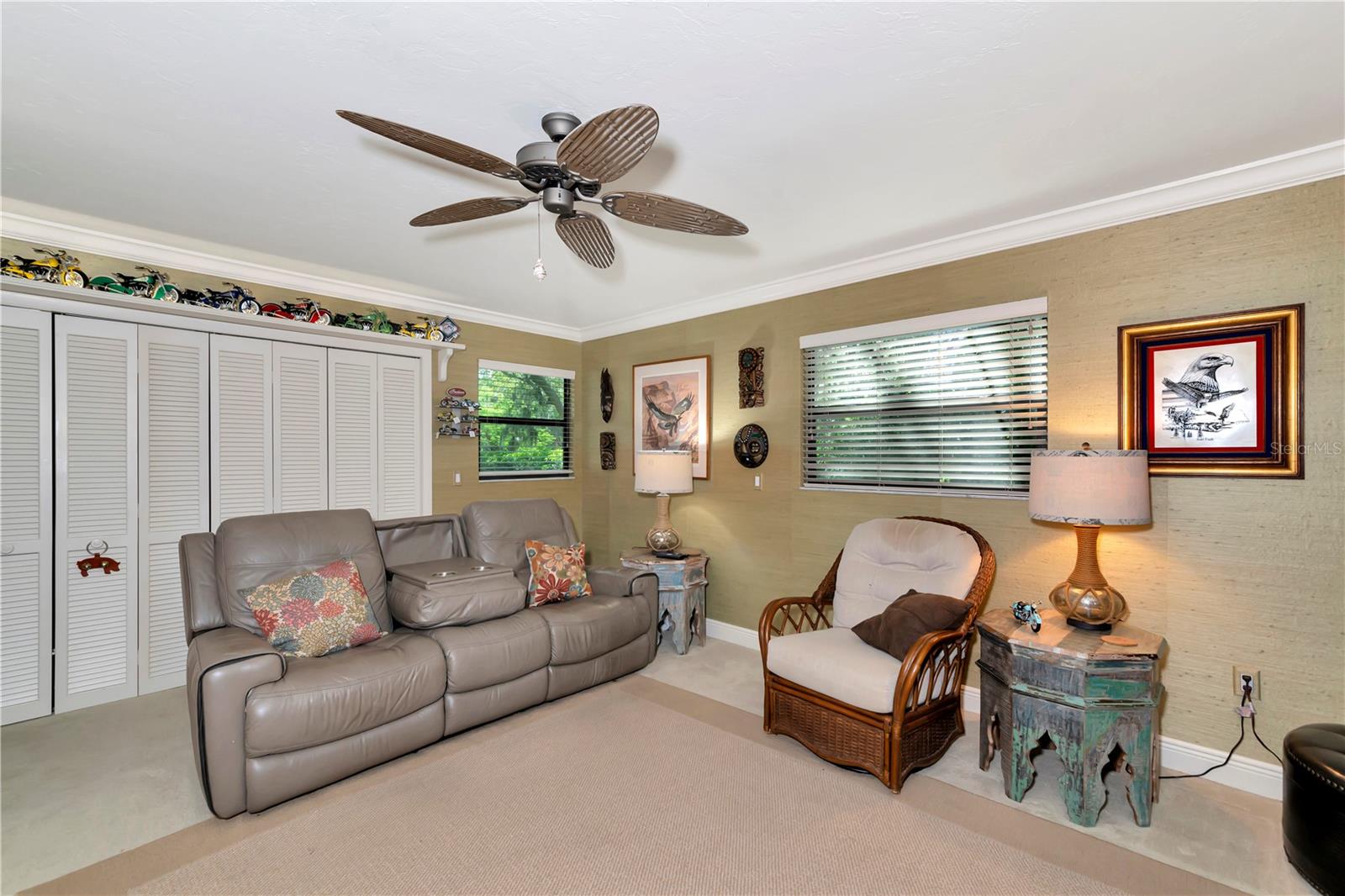 HIDDEN OAKS ESTATES - Residential