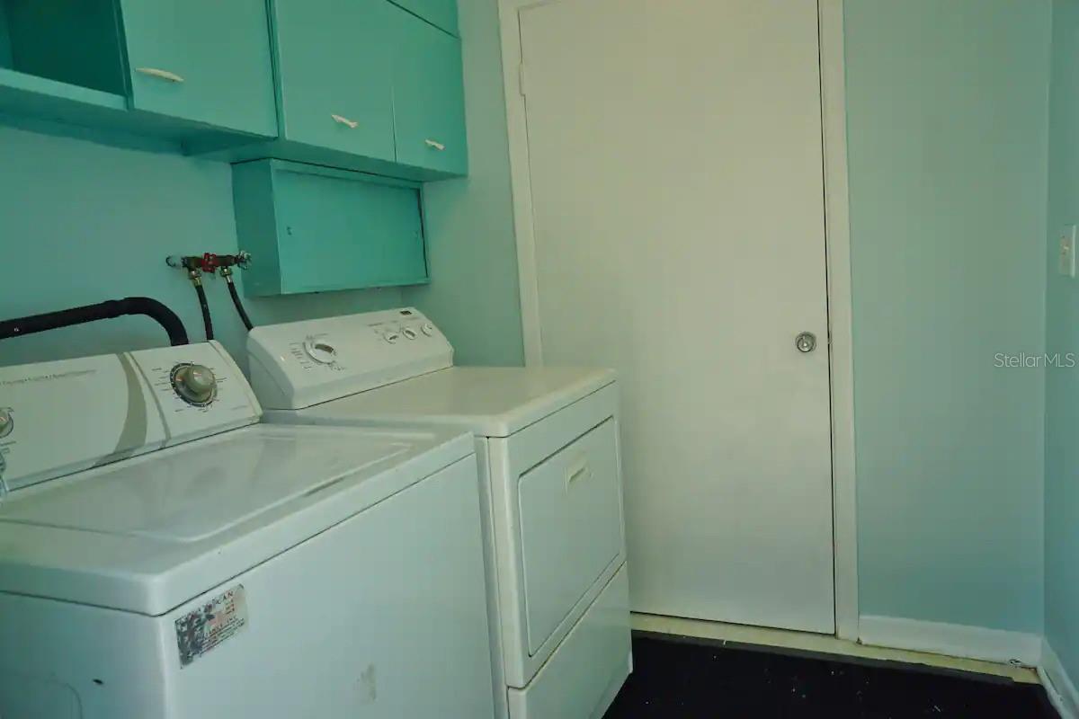BIDWELLS OAK WOOD ADD - Residential Income