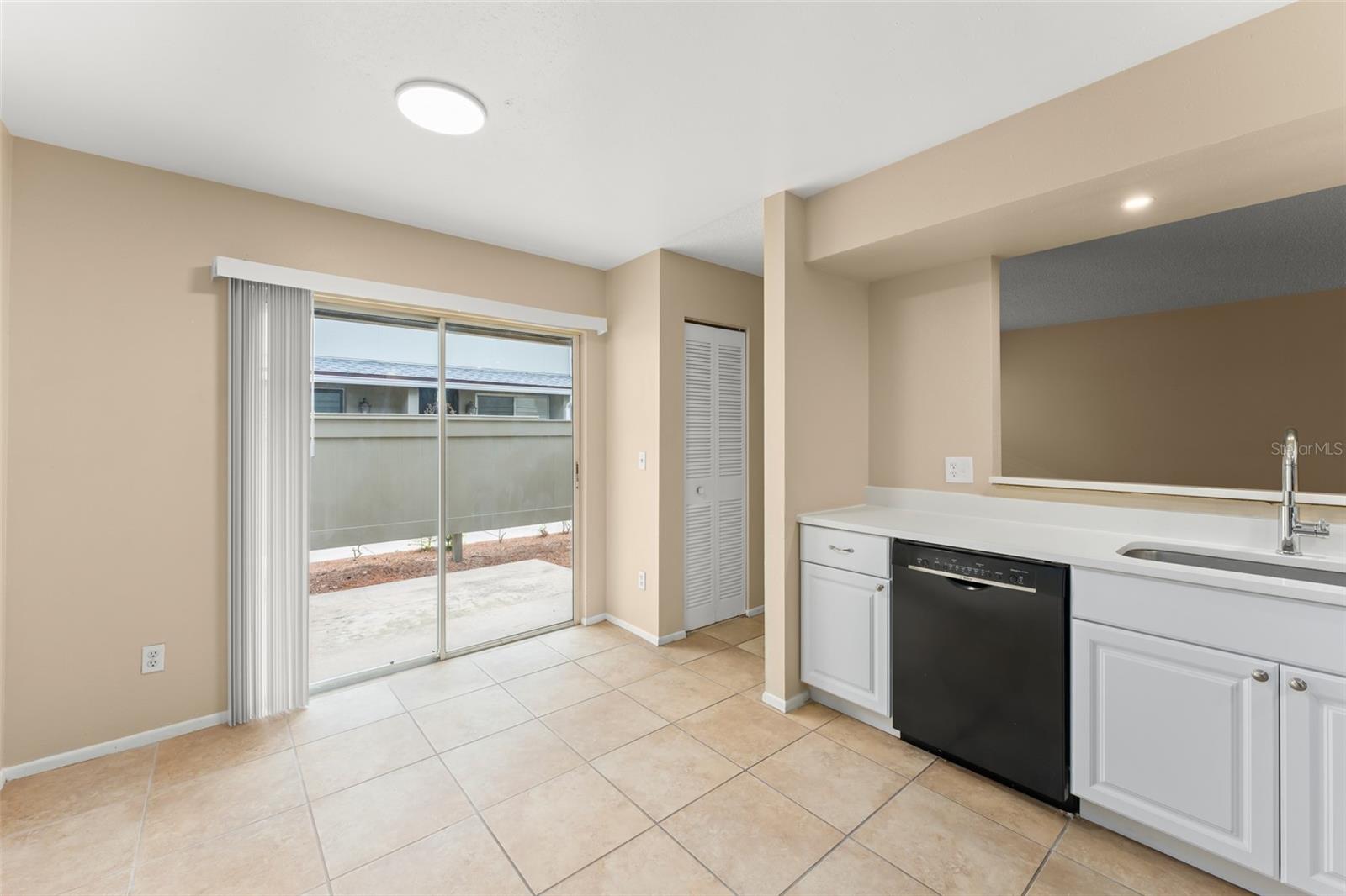 PHEASANT RUN AT ROSEMONT CONDO PH 2 - Residential