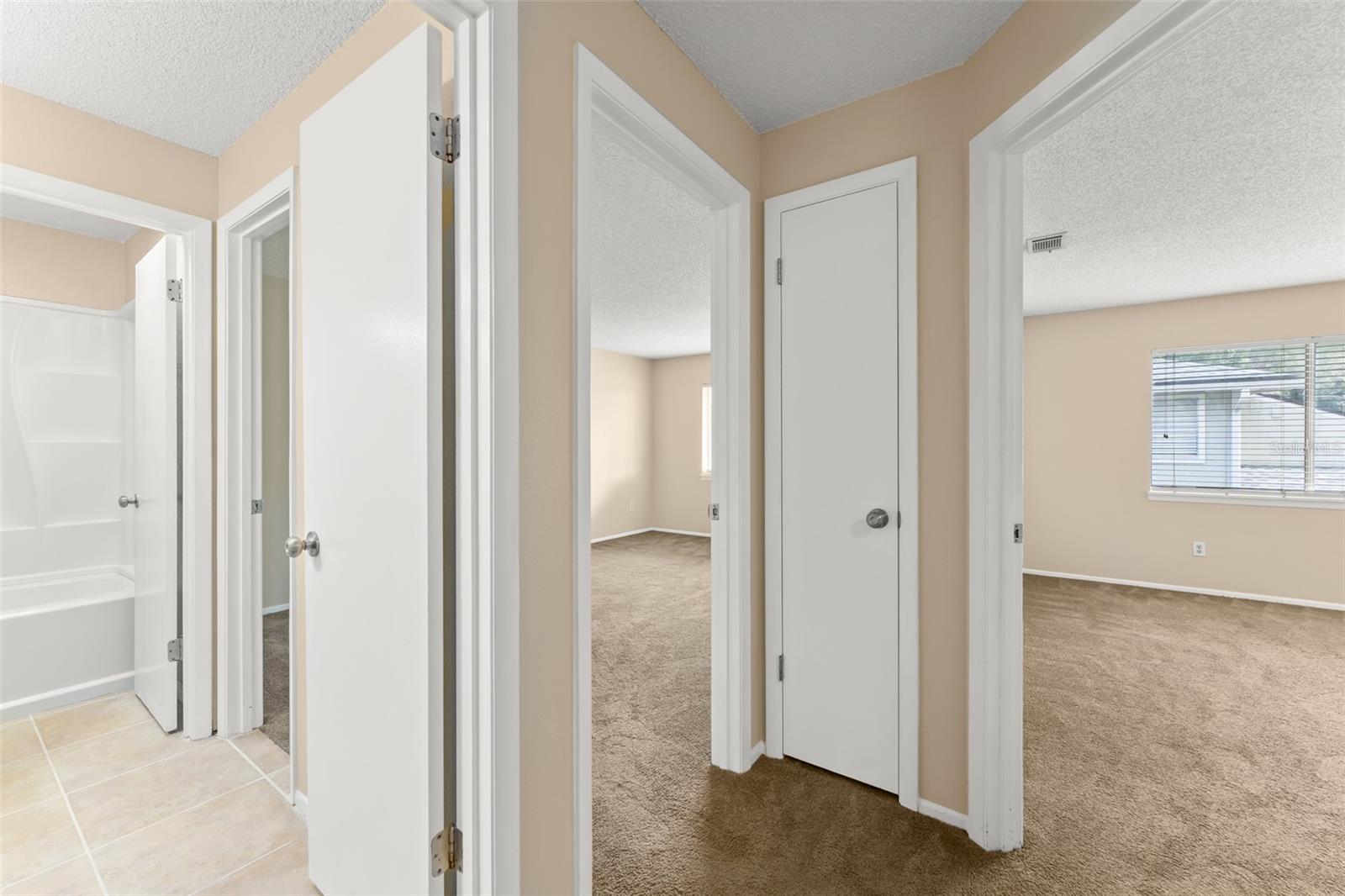 PHEASANT RUN AT ROSEMONT CONDO PH 2 - Residential