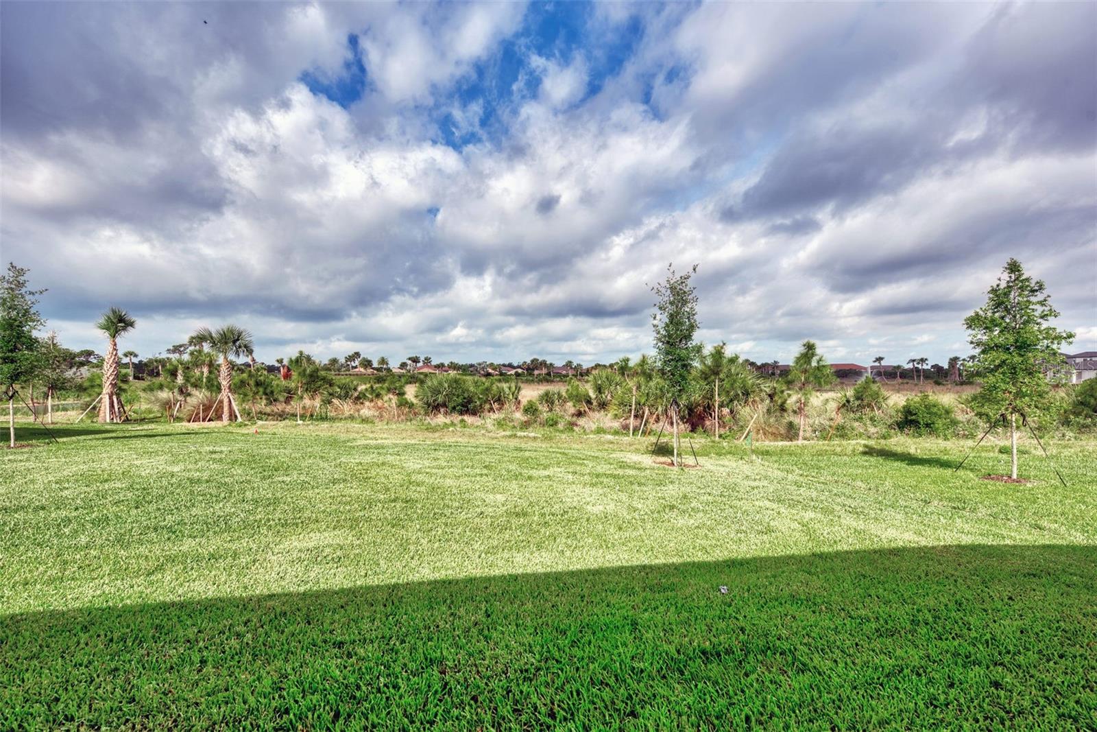PROMENADE ESTATES PH II - Residential Lease