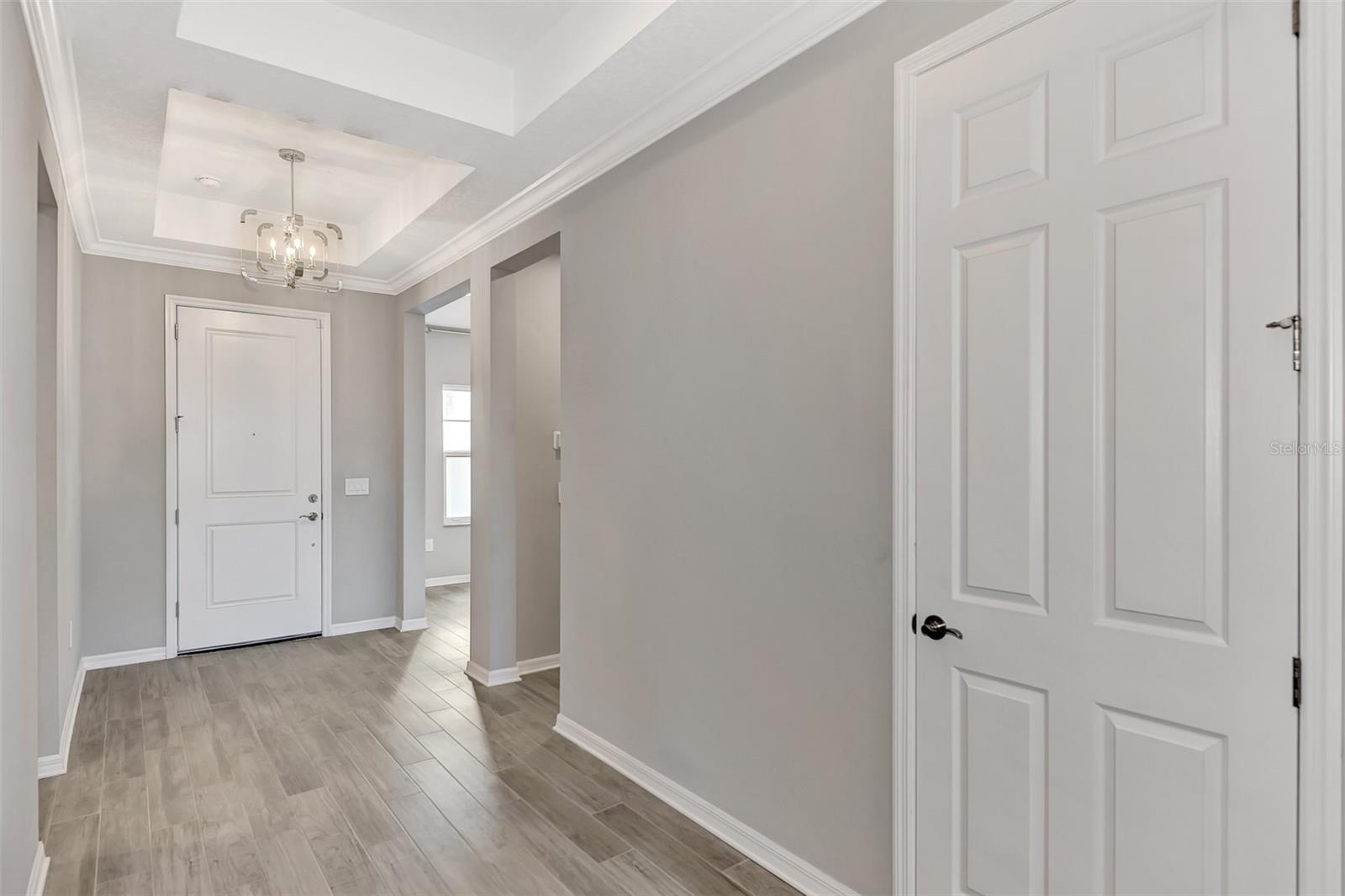 PROMENADE ESTATES PH II - Residential Lease