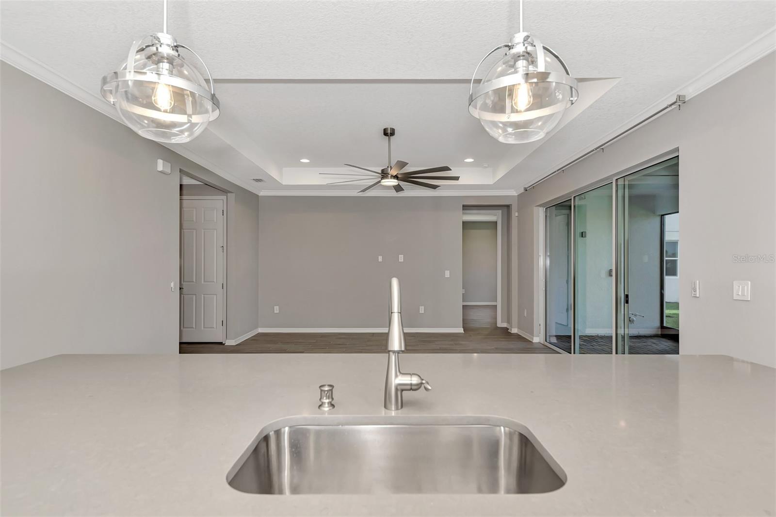 PROMENADE ESTATES PH II - Residential Lease