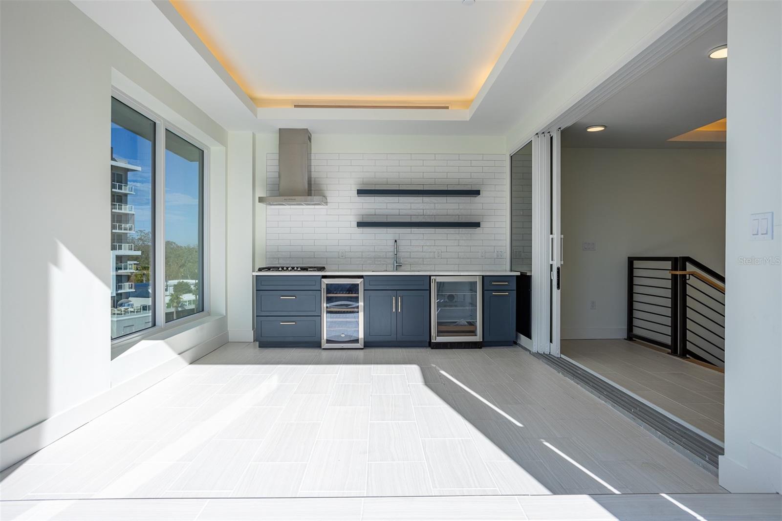 MARINA BAY MASTER CONDO - Residential