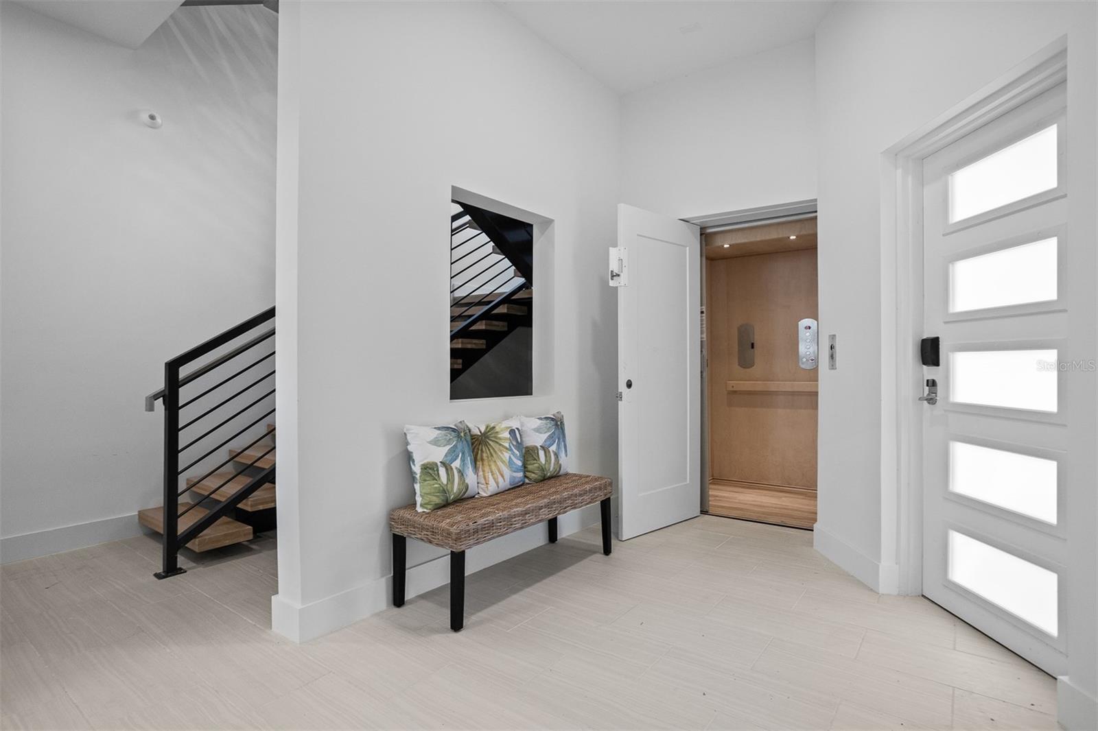 MARINA BAY MASTER CONDO - Residential