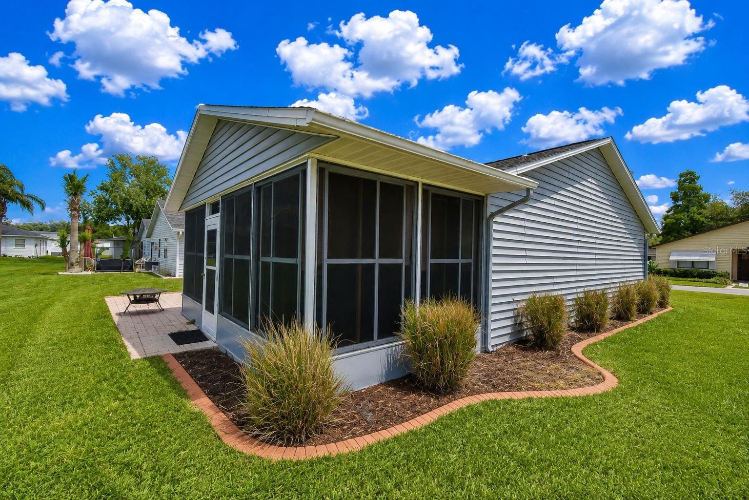 COLONNADES PH 01 - Residential