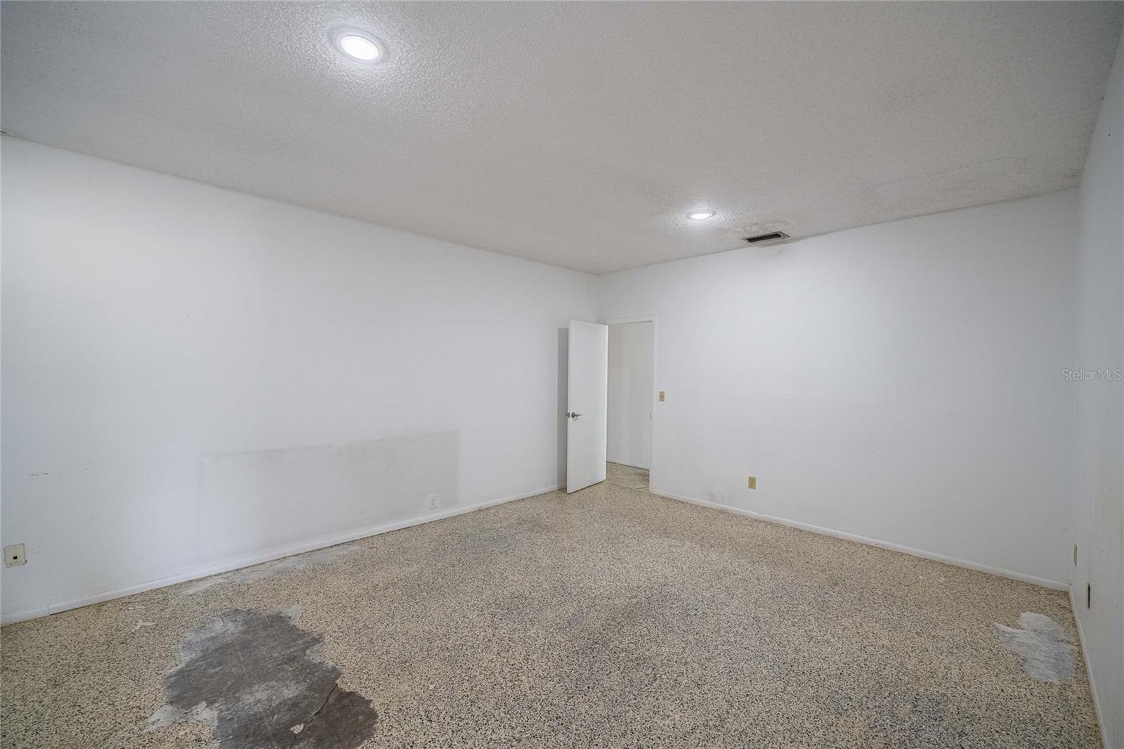 WINTER HAVEN HEIGHTS - Commercial Lease
