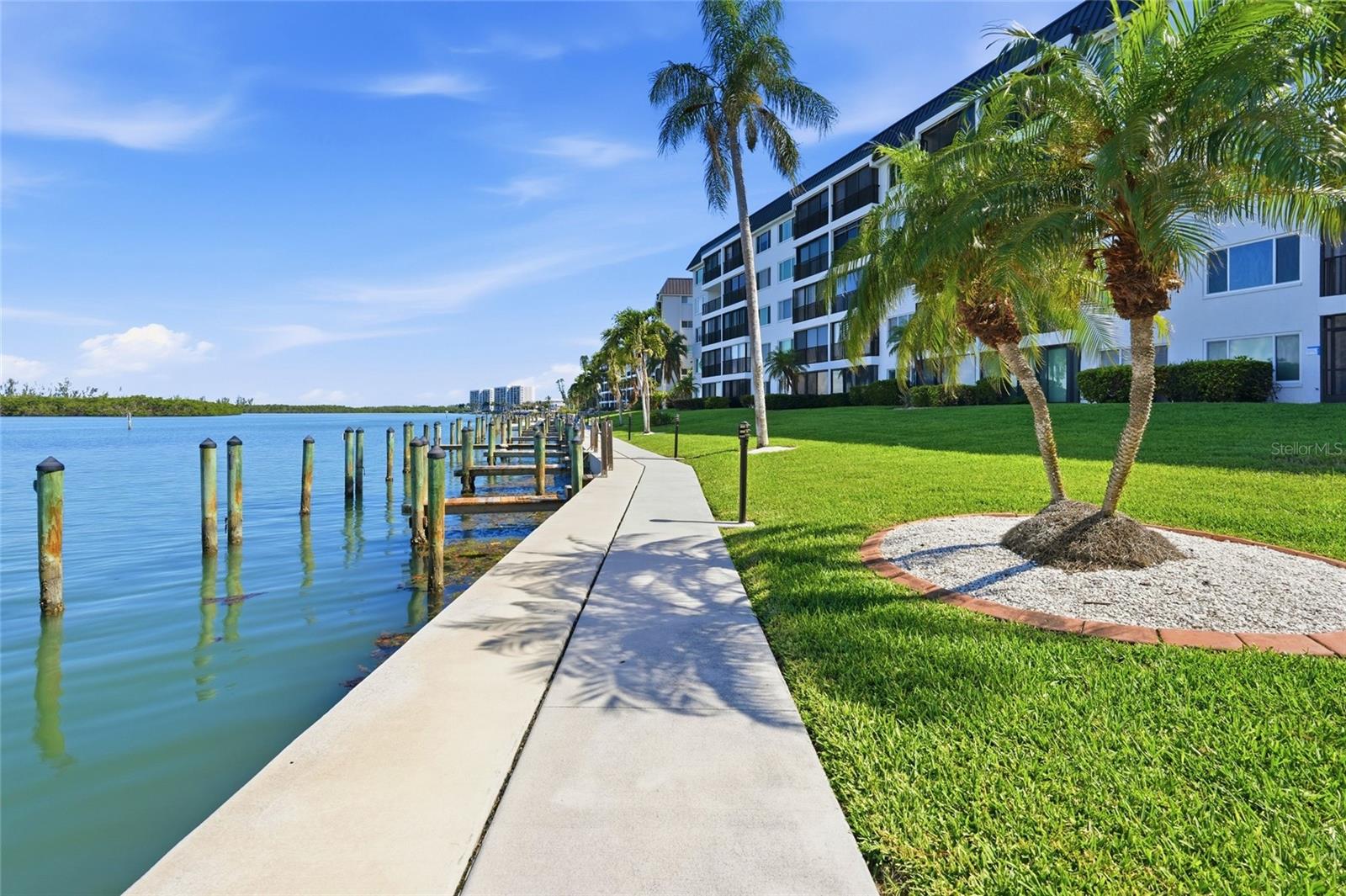 SUNRISE COVE SEC 3 - Residential