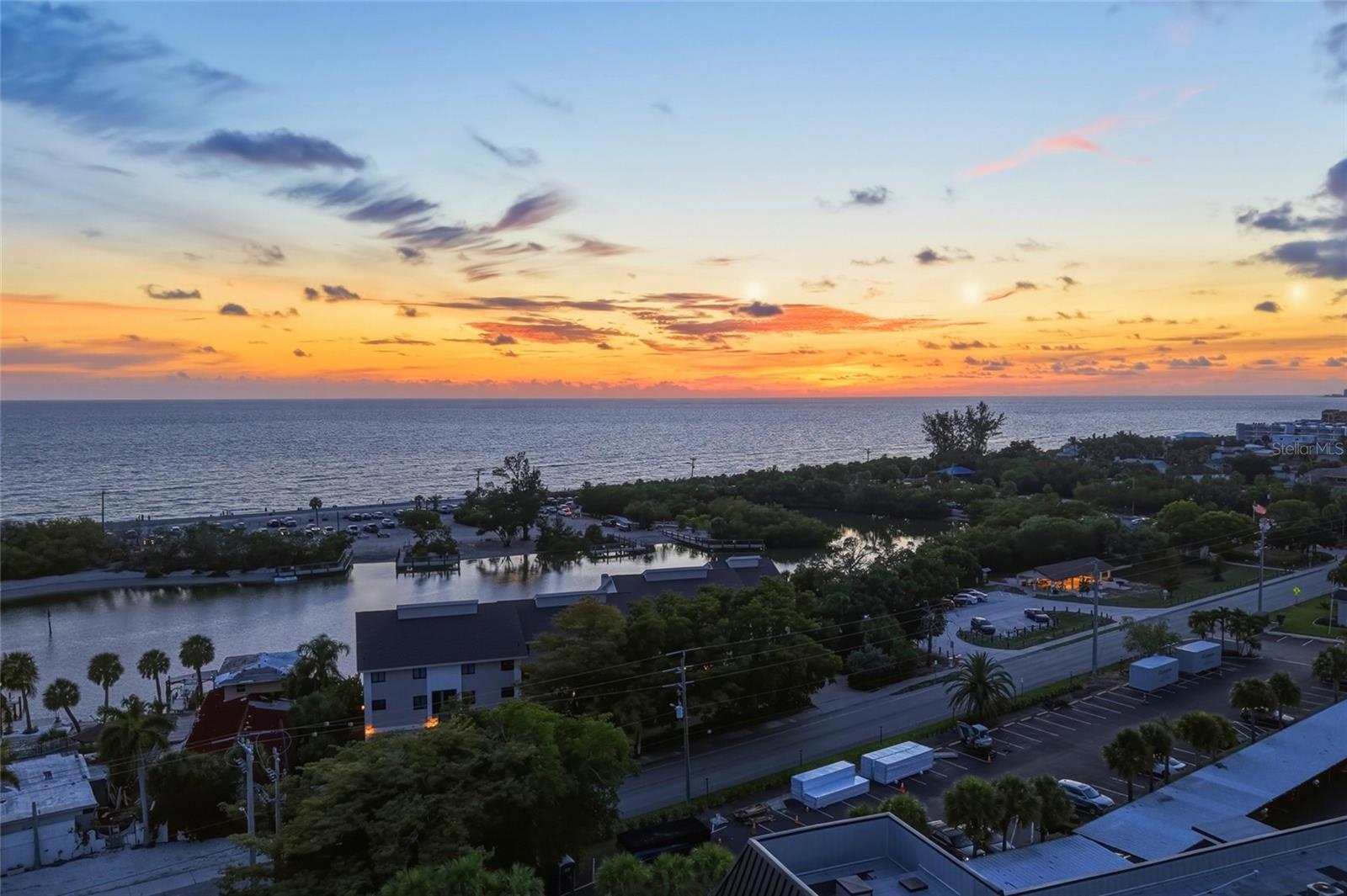 SUNRISE COVE SEC 3 - Residential