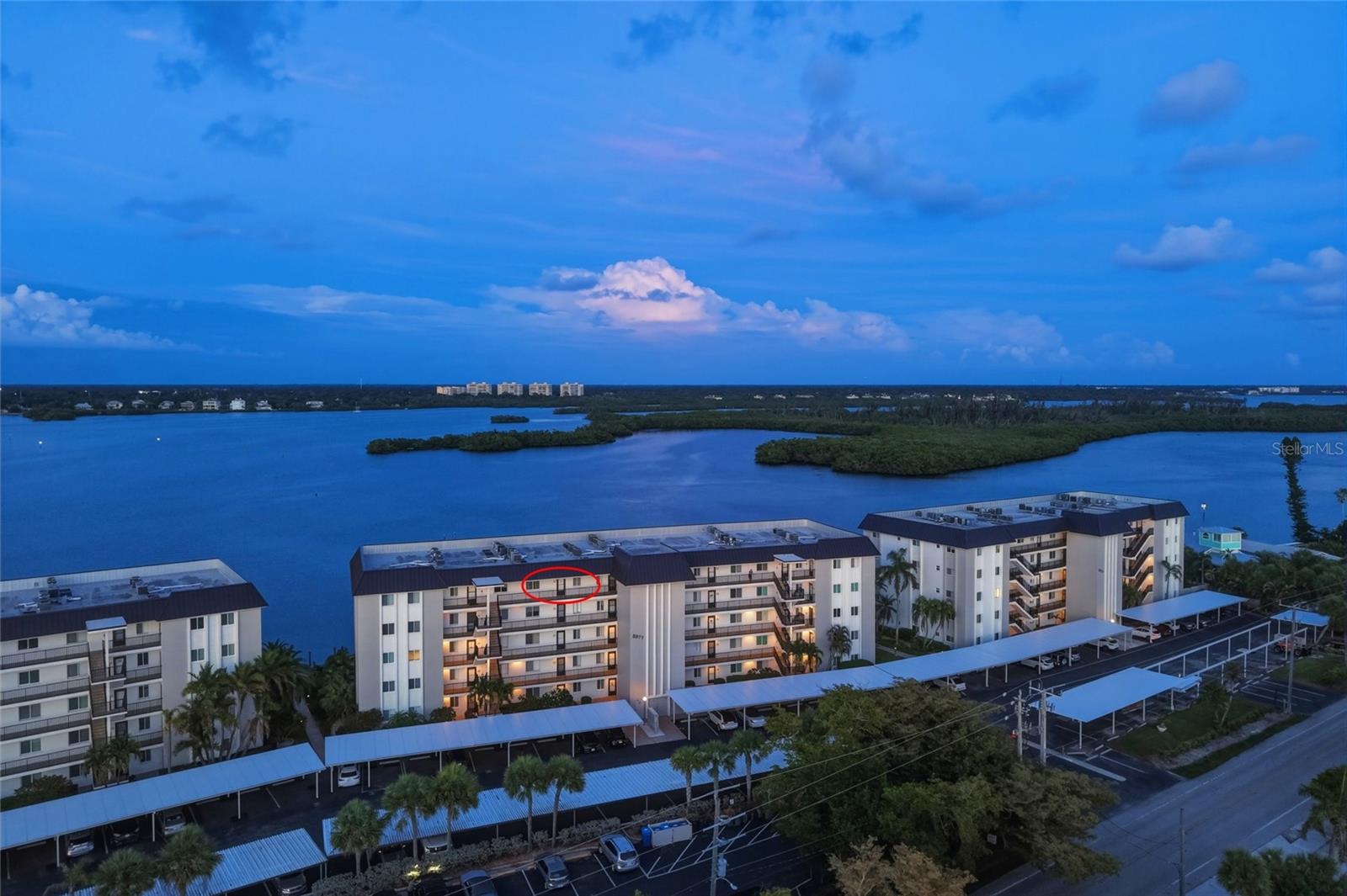 SUNRISE COVE SEC 3 - Residential