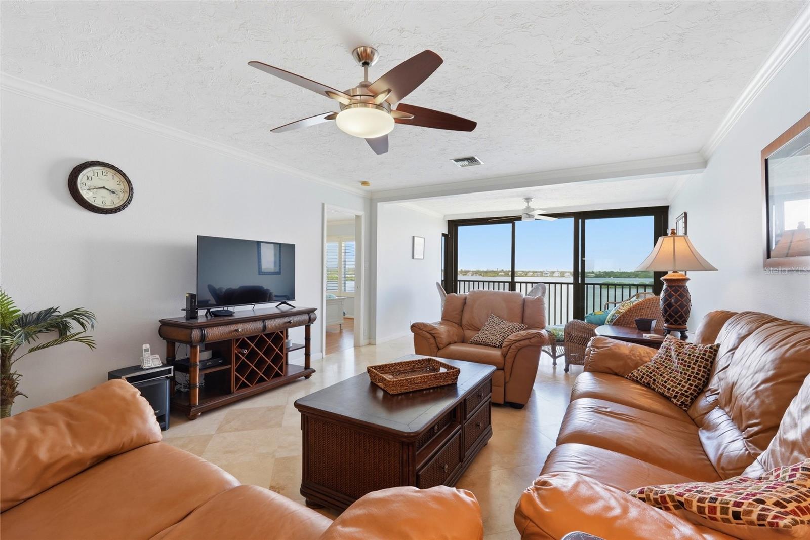 SUNRISE COVE SEC 3 - Residential