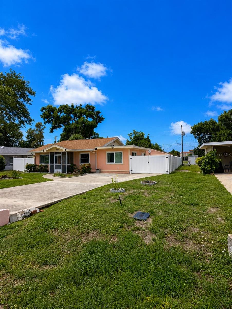 NORTH EDGEWOOD SEC OF VENICE - Residential