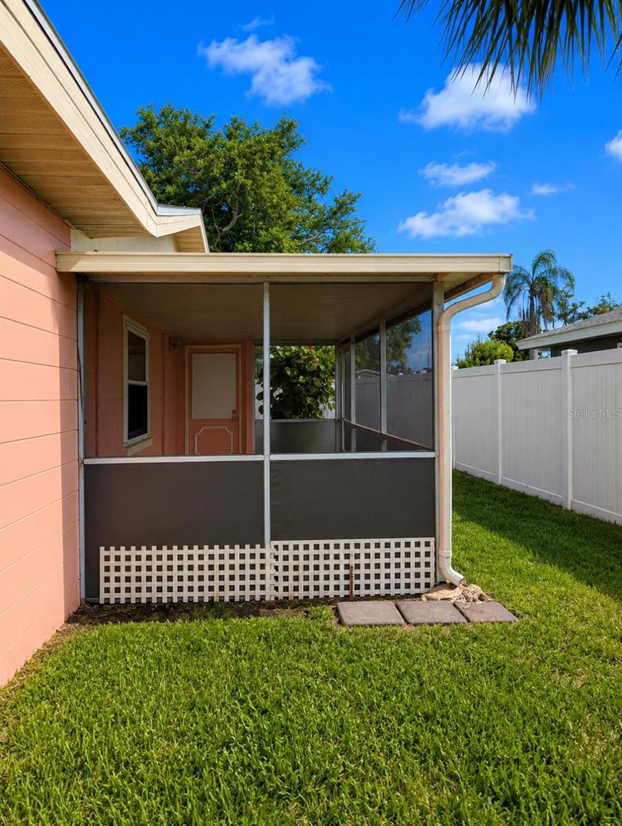 NORTH EDGEWOOD SEC OF VENICE - Residential