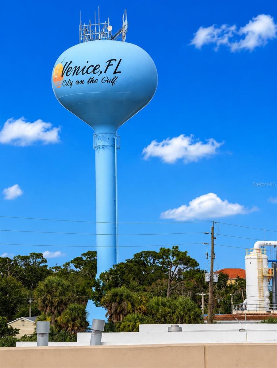 NORTH EDGEWOOD SEC OF VENICE - Residential