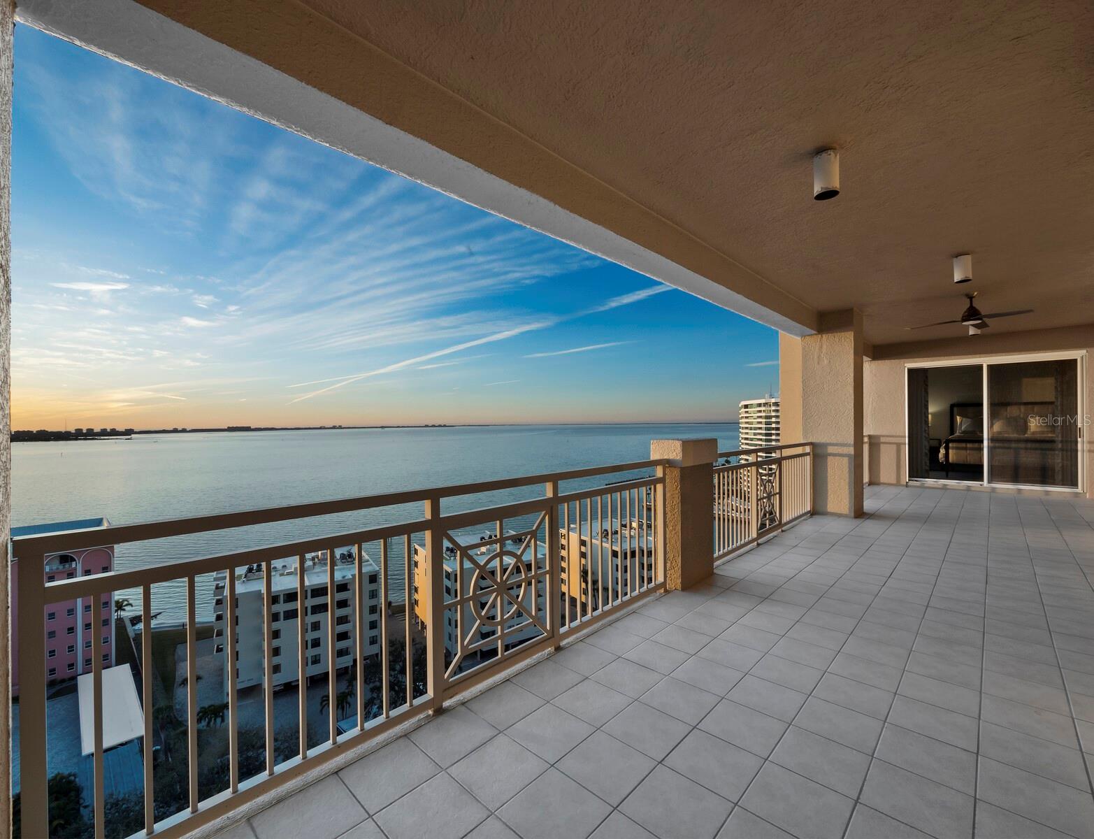 THE TOWER RESIDENCES - Residential