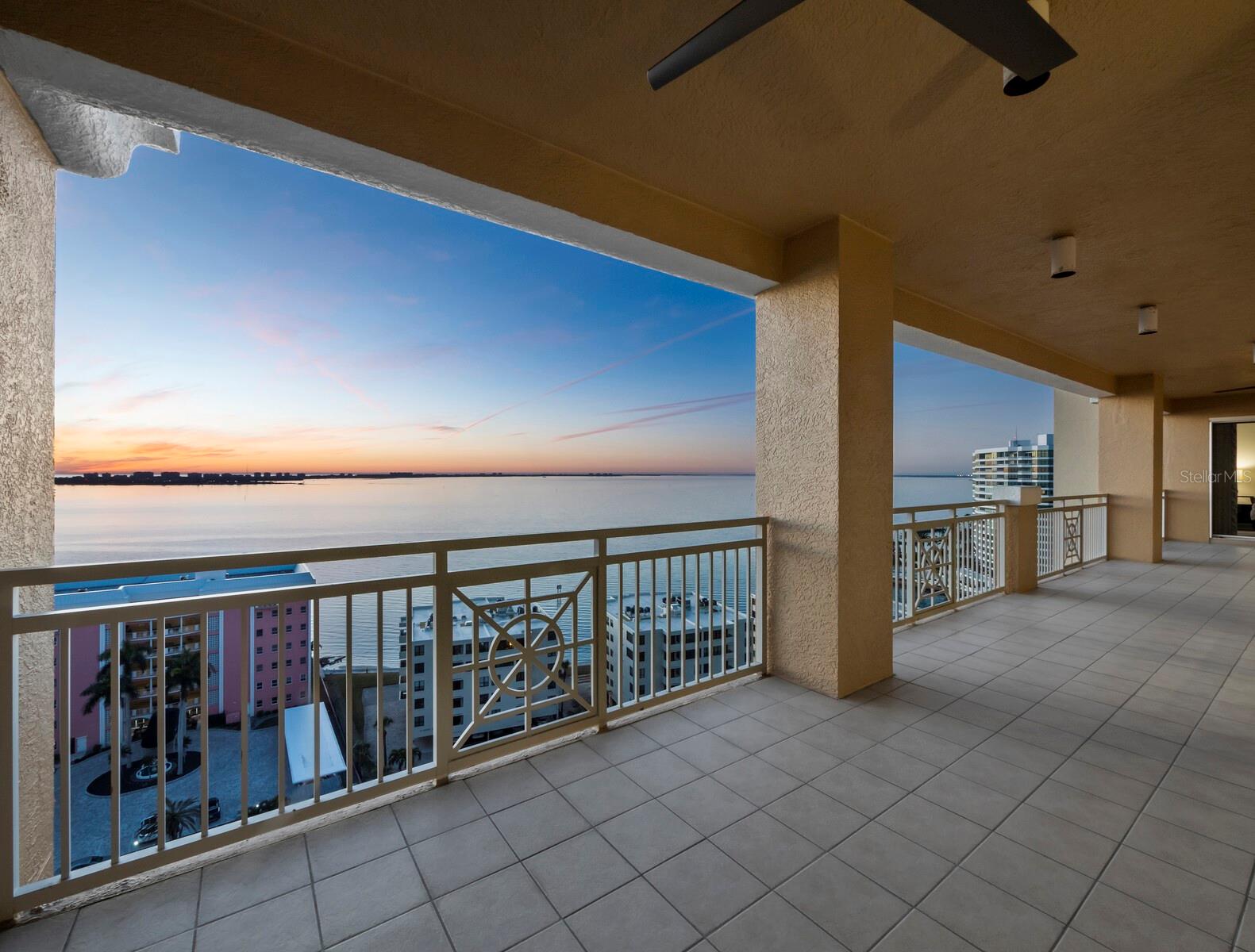 THE TOWER RESIDENCES - Residential