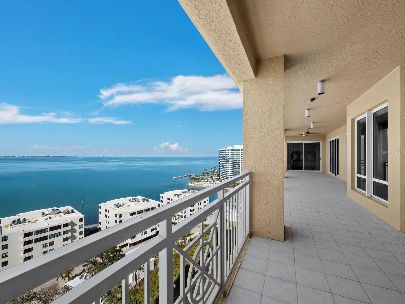 THE TOWER RESIDENCES - Residential