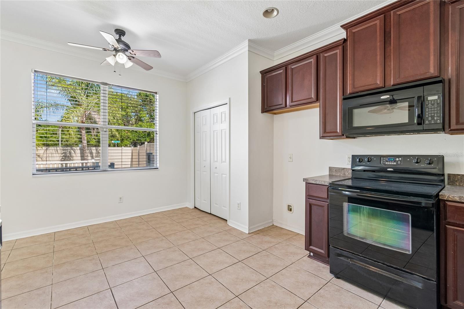 COLLEGE CHASE PH 1 - Residential